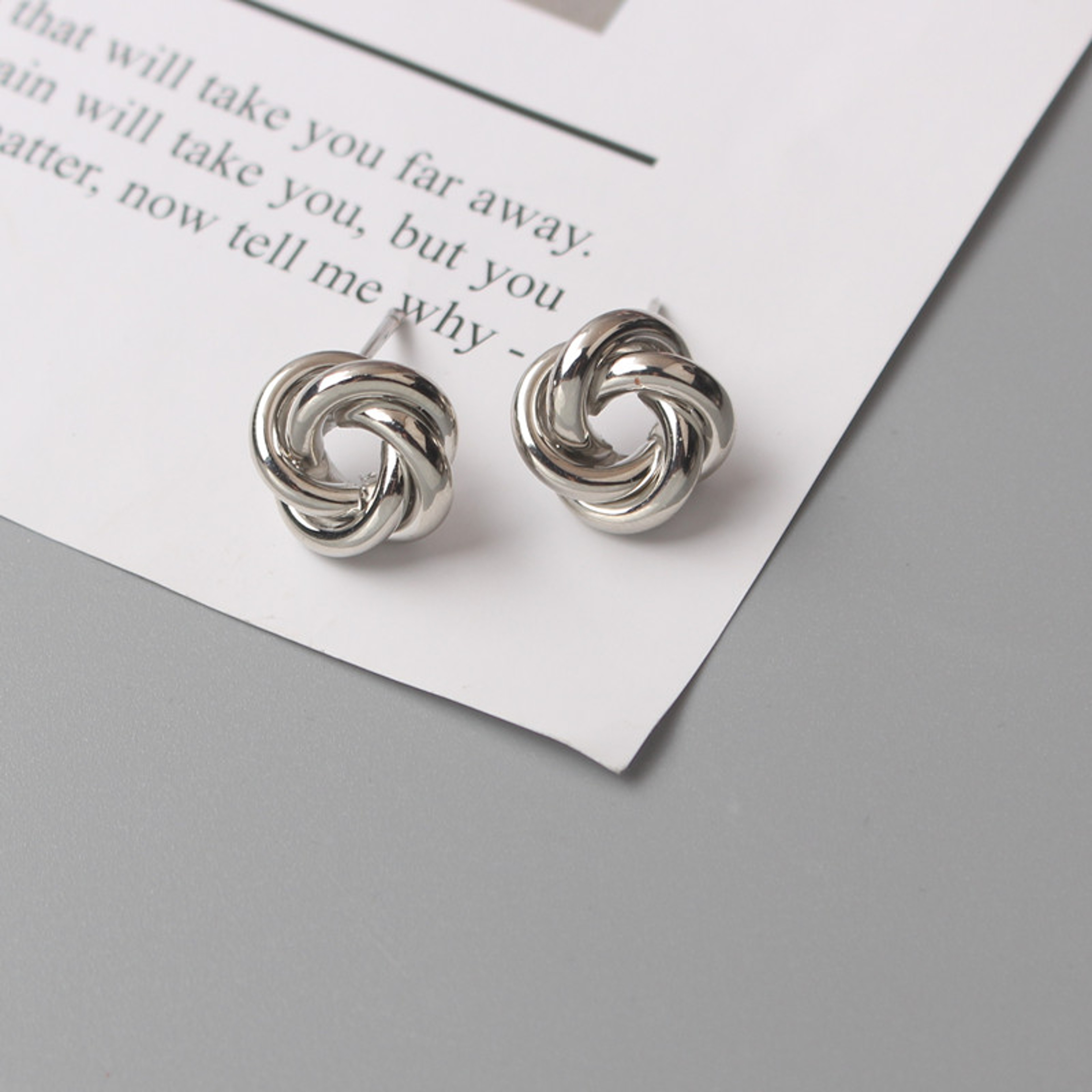 Twisted Gold Knot Stud Earrings Gold Stud Earrings For Everyday Elegance 4
