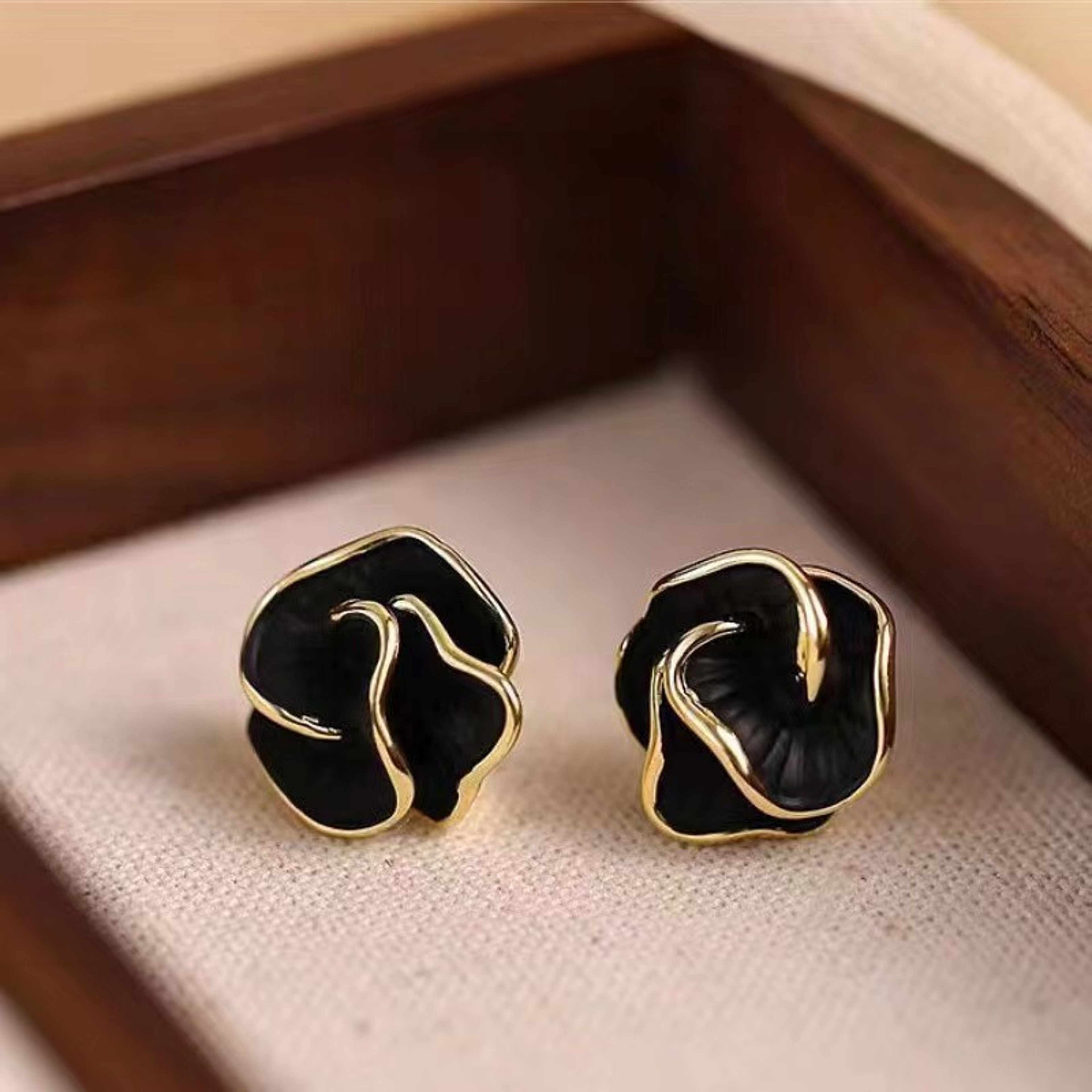French Camellia Flower Stud Earrings Vintage Enamel Earrings with Gold Tone Finish for Women – view 1