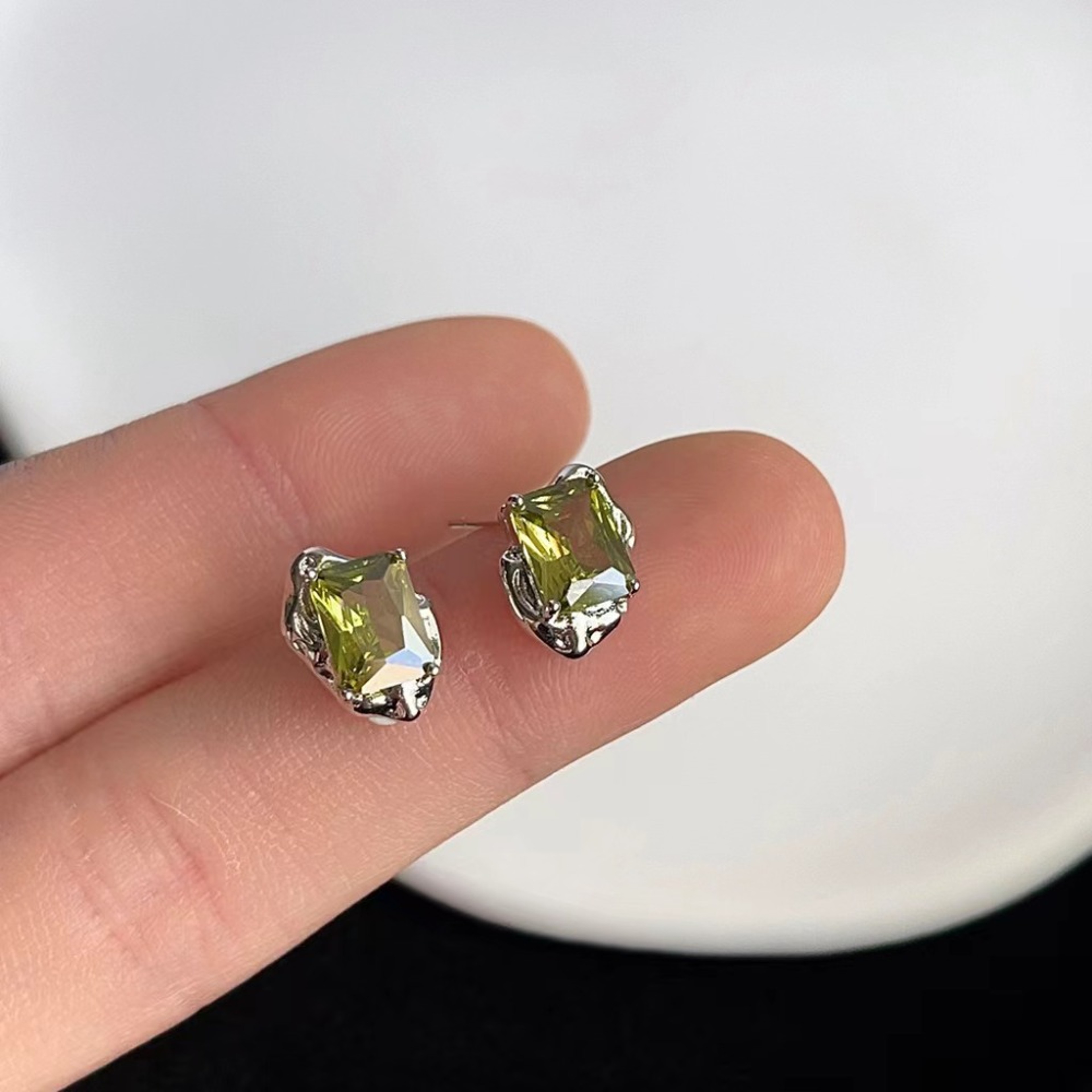 Retro Green Crystal Stud Earrings Silver Square Liquid Metal Unisex Statement Jewelry 0