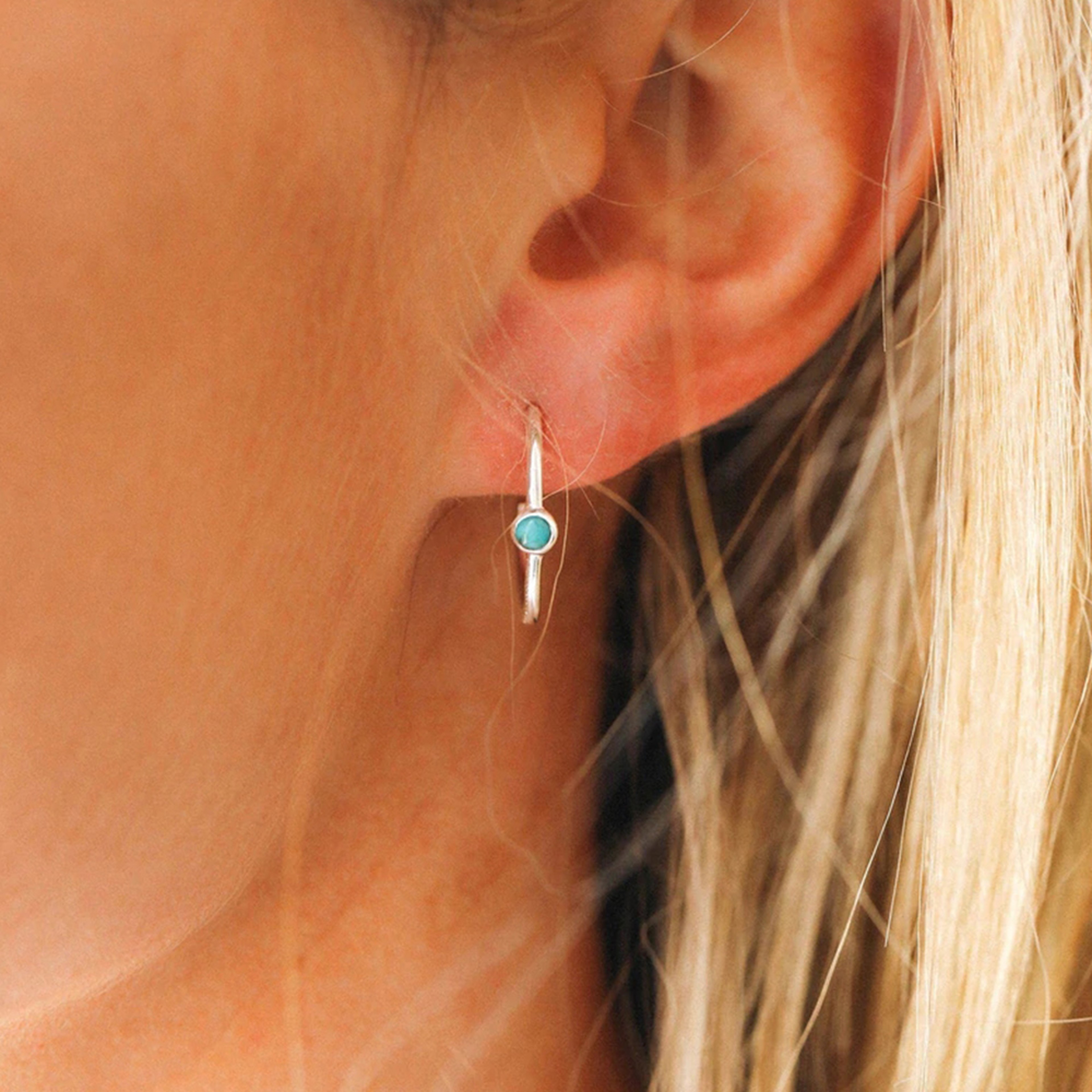 Huitan Blue Stone Stud Earrings Minimalist Silver Stud Earrings For Everyday Elegance 1