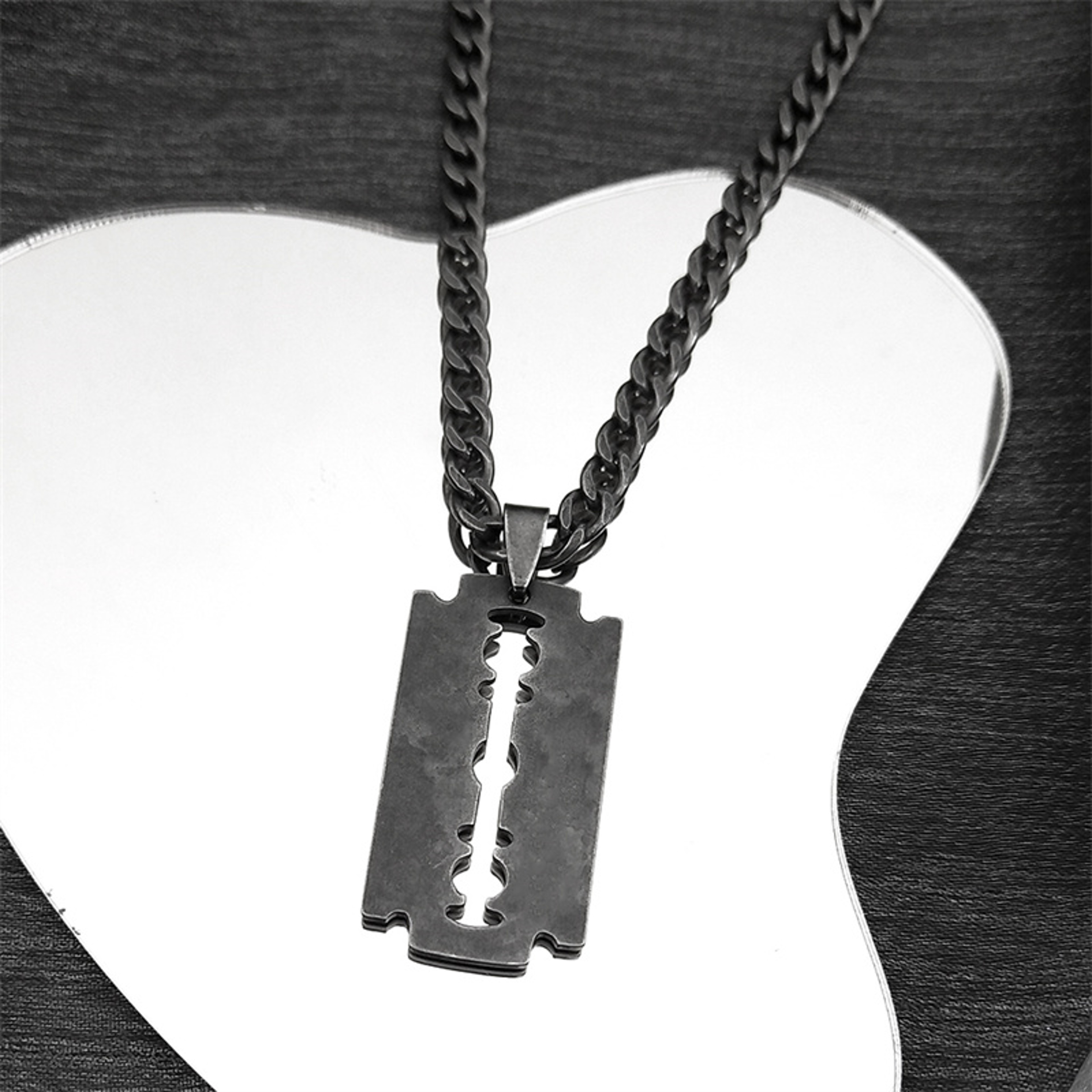 Stainless Steel Razor Blade Necklace Punk Chain Necklace For Men  Women Black Gothic Pendant 3