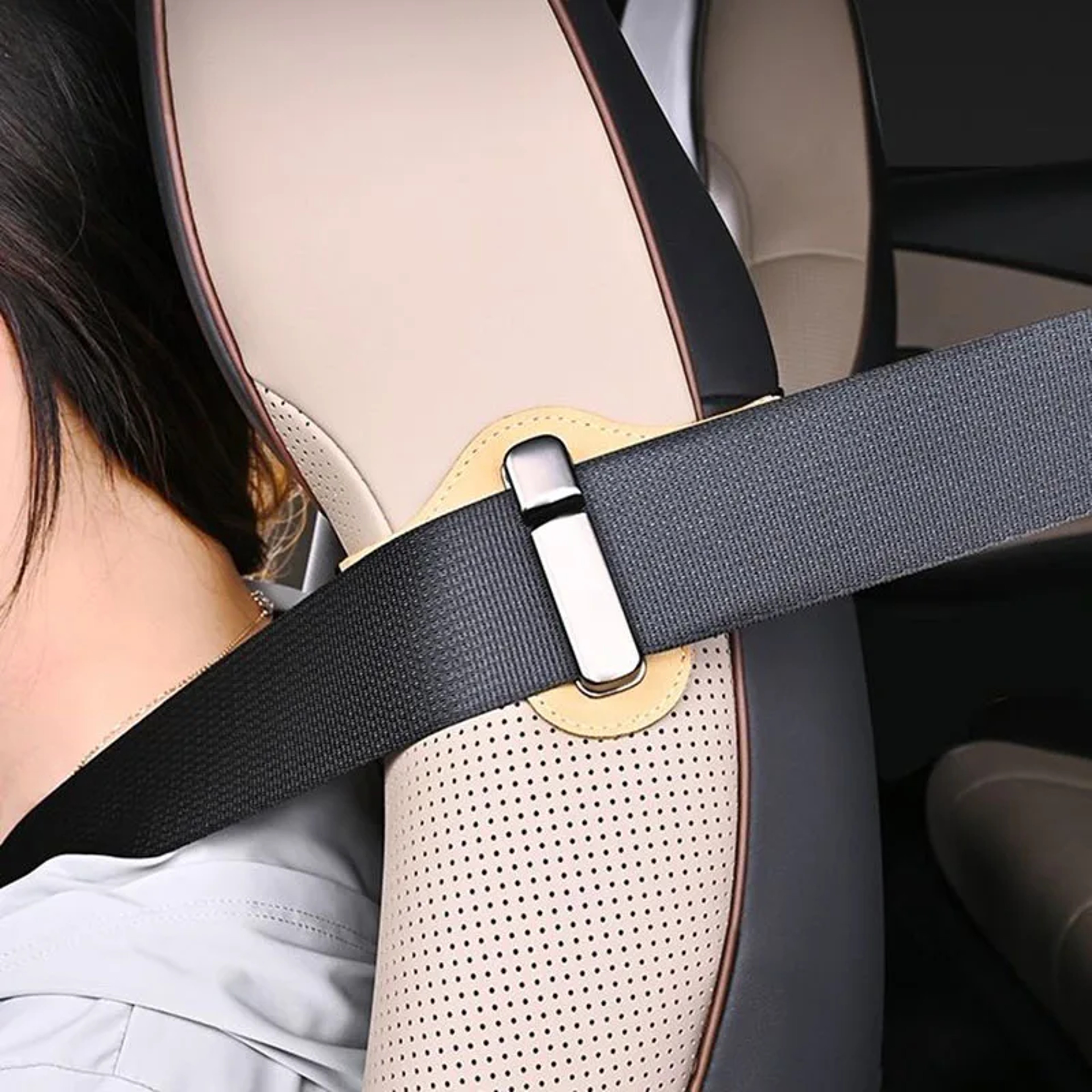 Universal Car Seat Belt Adjuster And Shoulder Strap Positioning Clip 4
