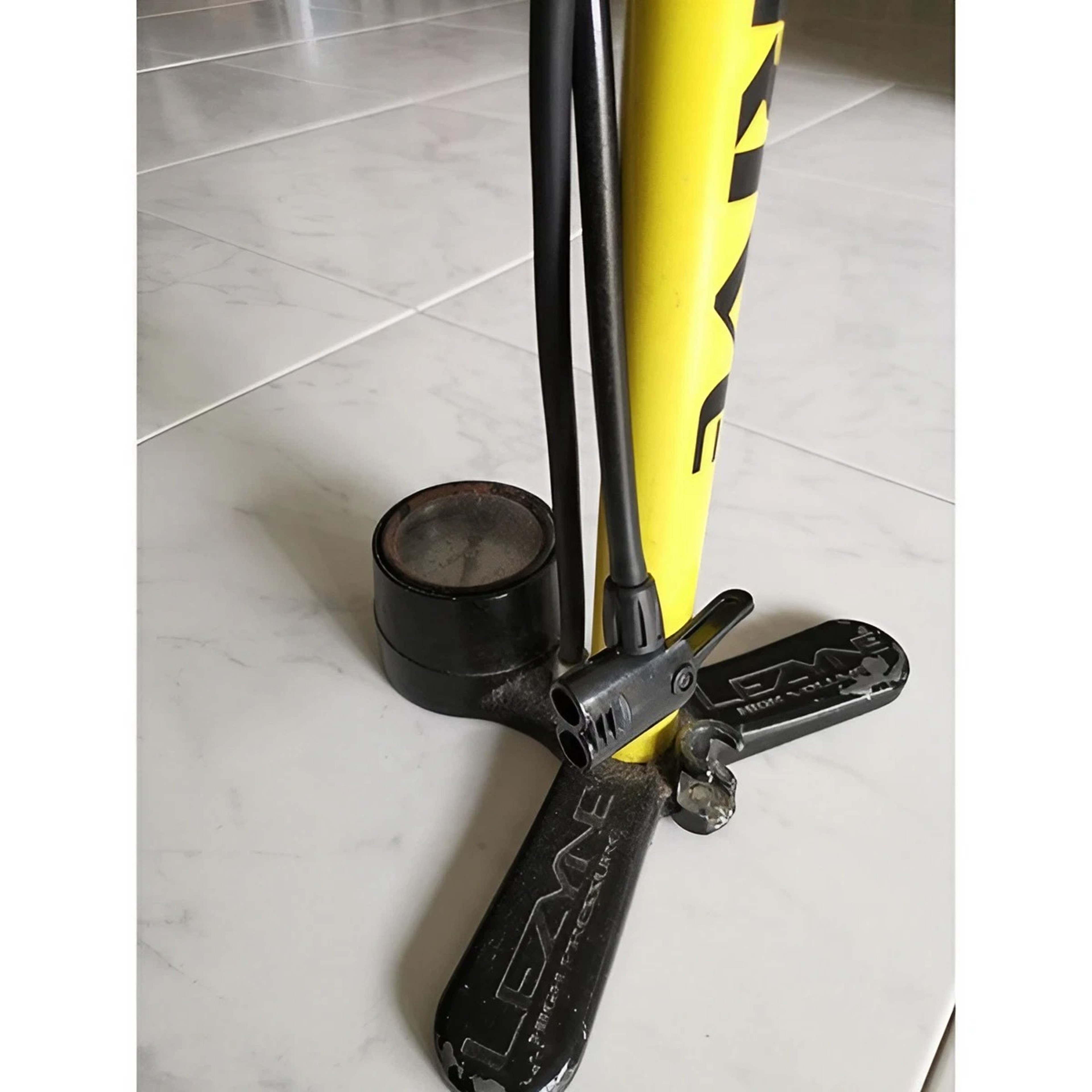 Dual Head Bike Pump Adapter For Presta And Schrader Valves 4