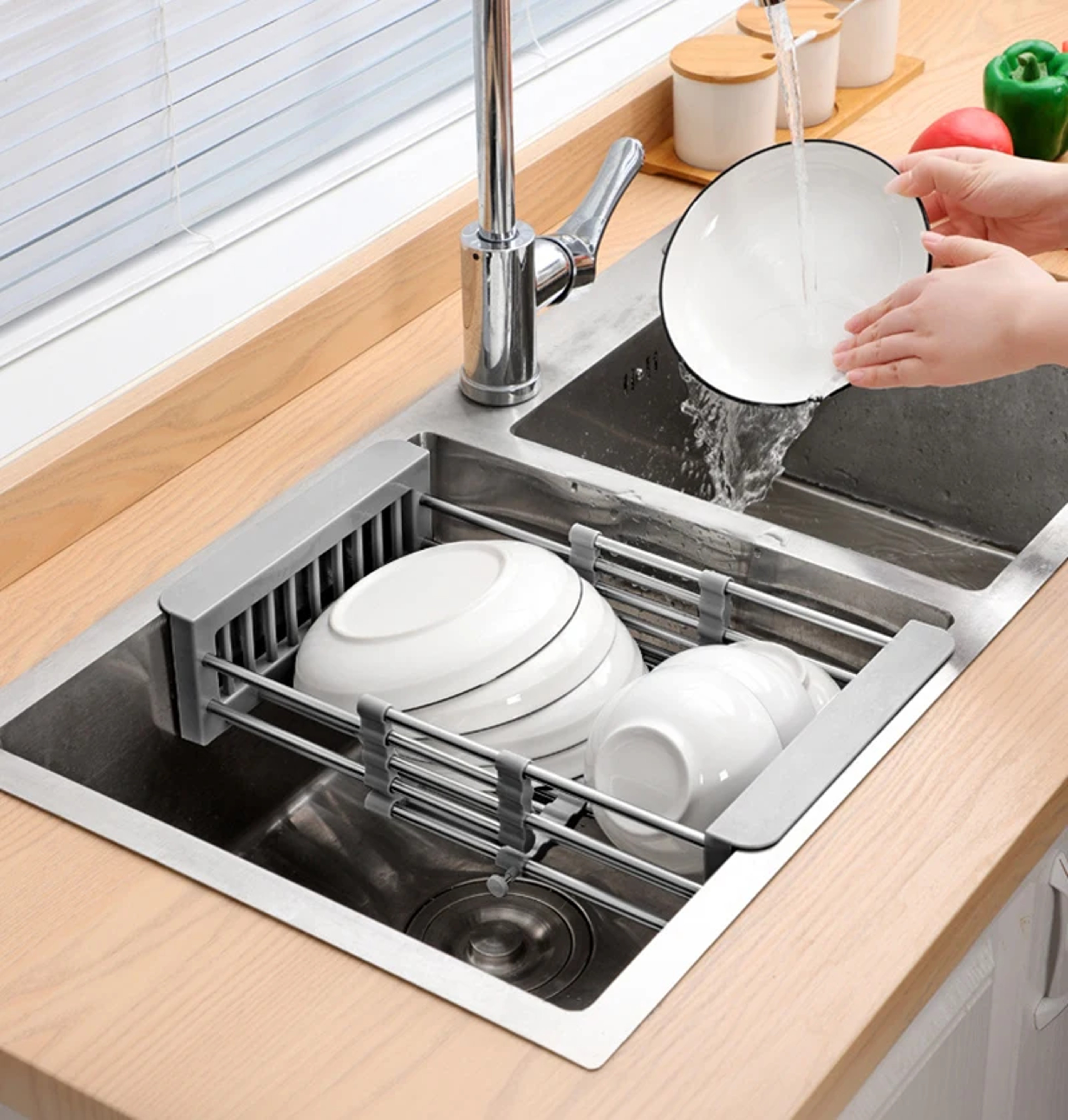 Expandable Stainless Steel Sink Drainer And Drying Basket 4