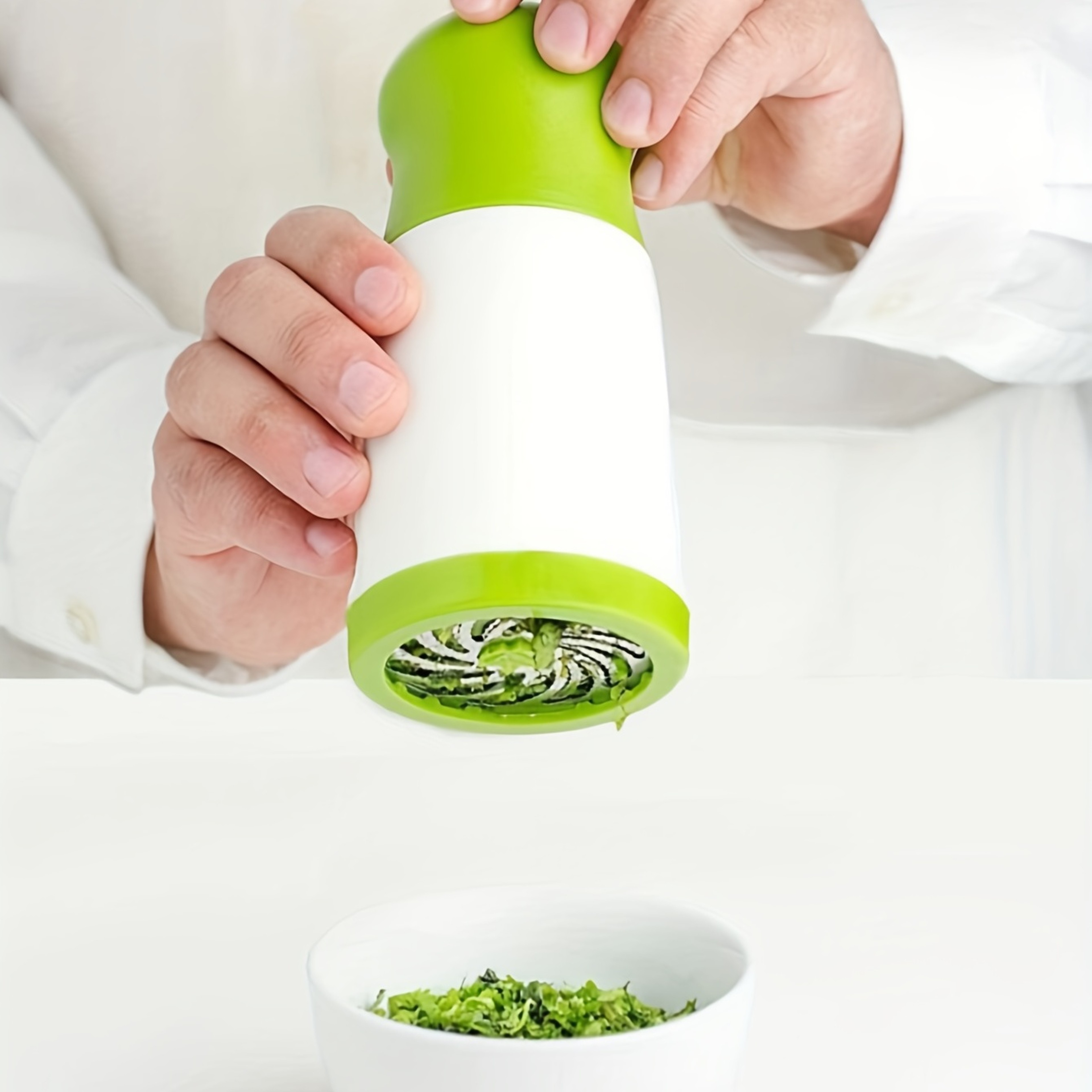 1pc Manual Herb Grinder, Spice Mill, Parsley Shredder, Vegetable Cutter, Coriander Mincer for Chili & Cilantro – view 3