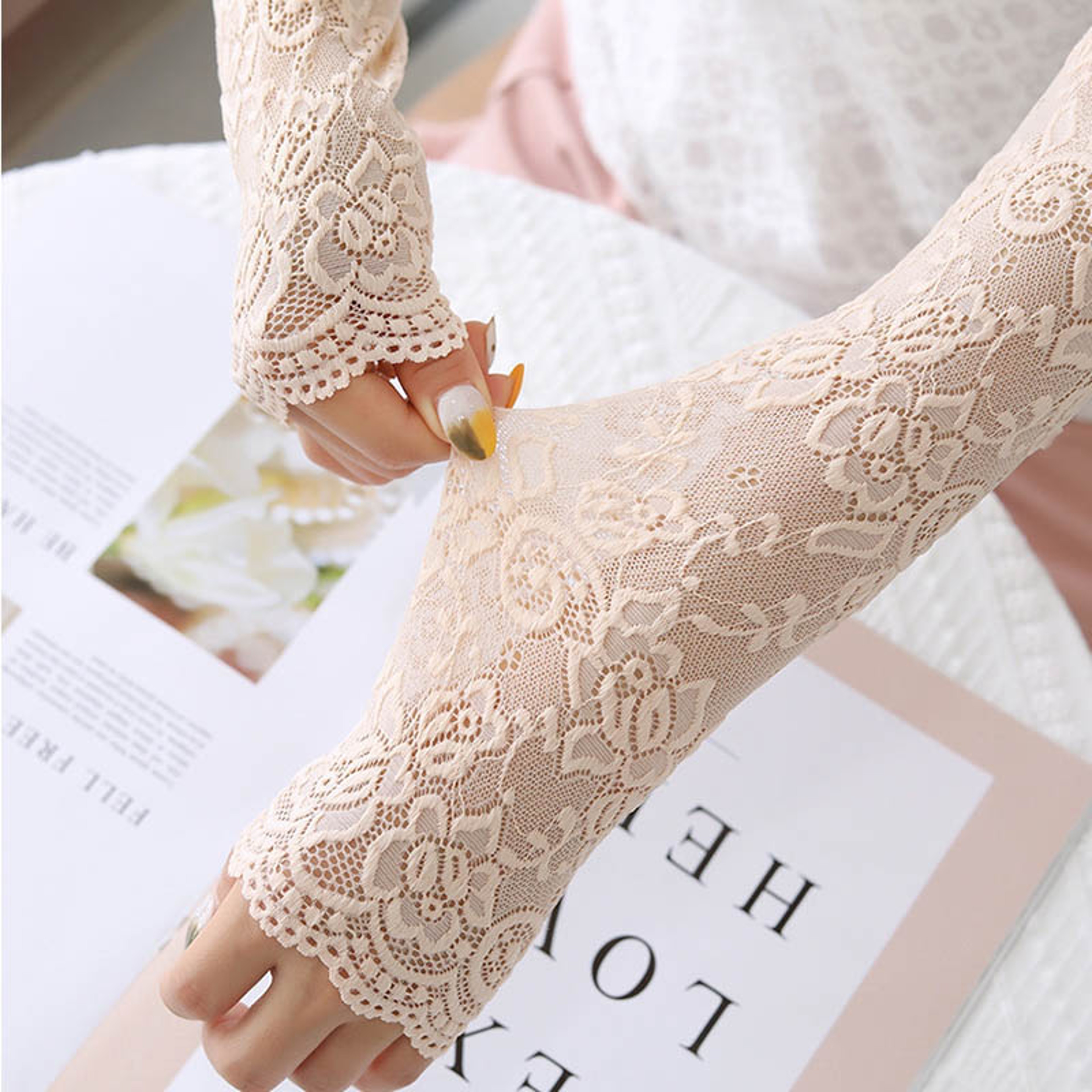 1Pair Sexy Lace Flowers Sunscreen Arm Sleeve for Women, Summer Driving UV Protection Gloves, Elegant Long Fingerless – view 3