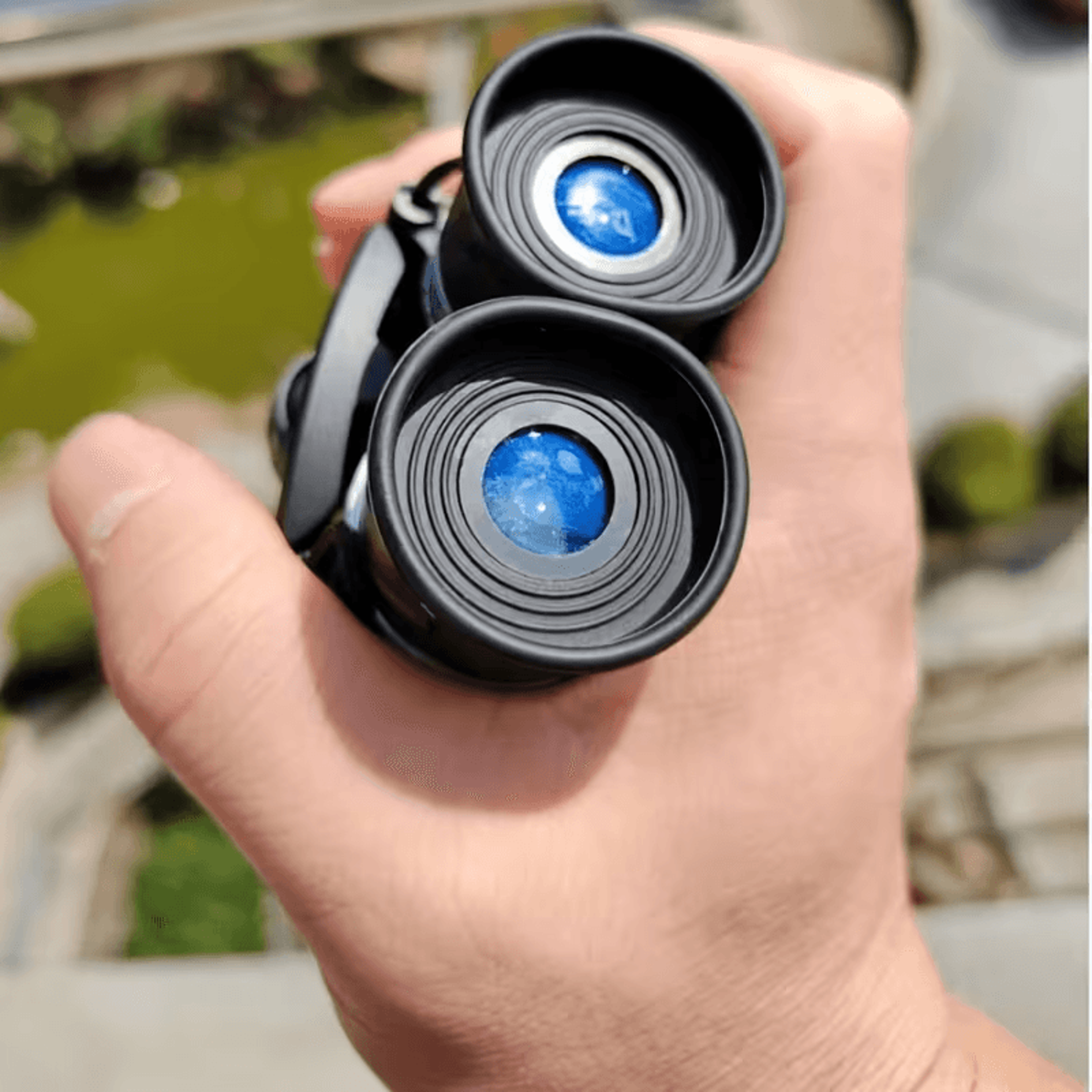 Compact Binoculars