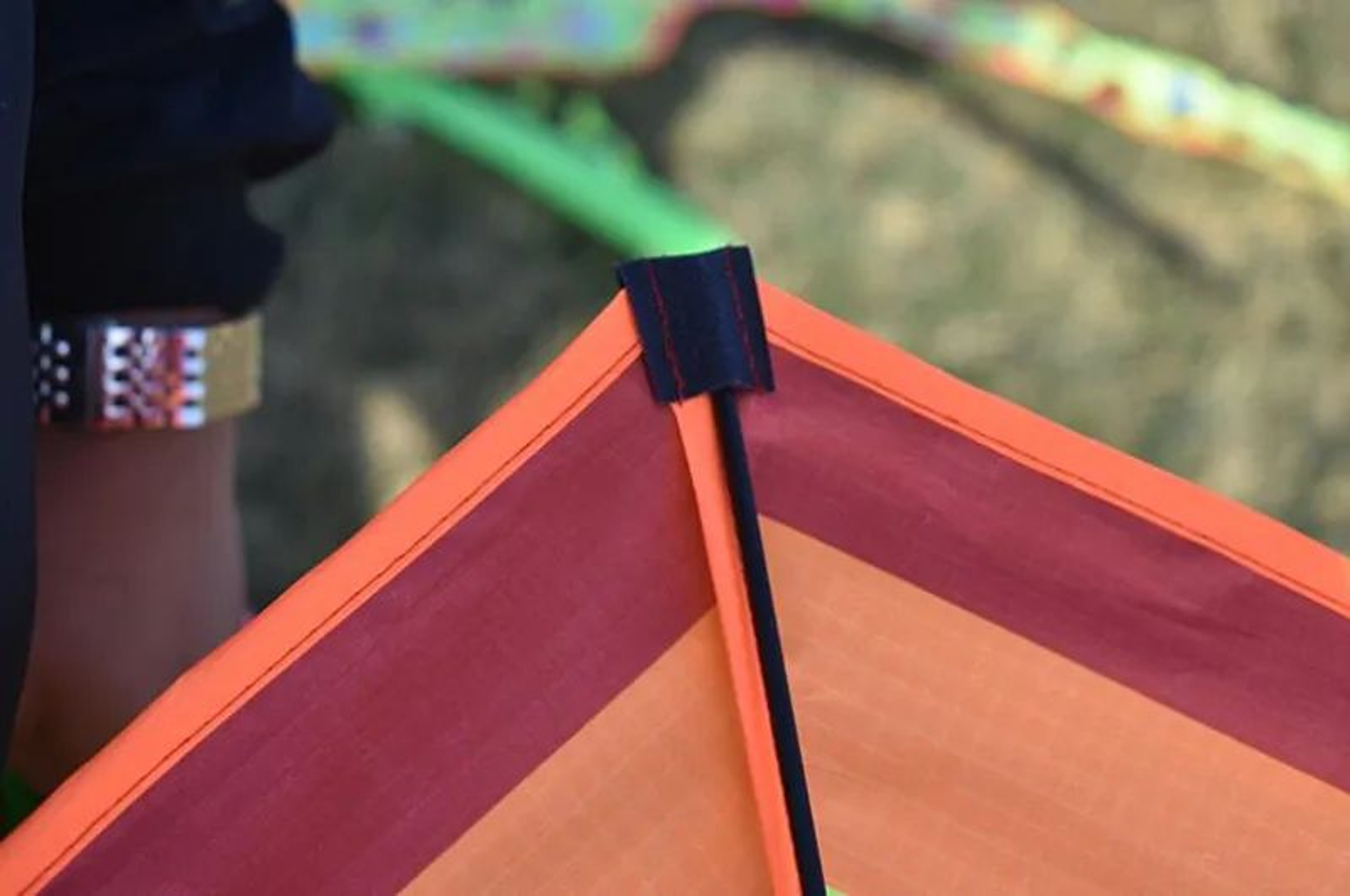 Large Delta Kite For Kids And Adults Easy To Fly Huge Green Design With 500cm Tail Outdoor Toys 1