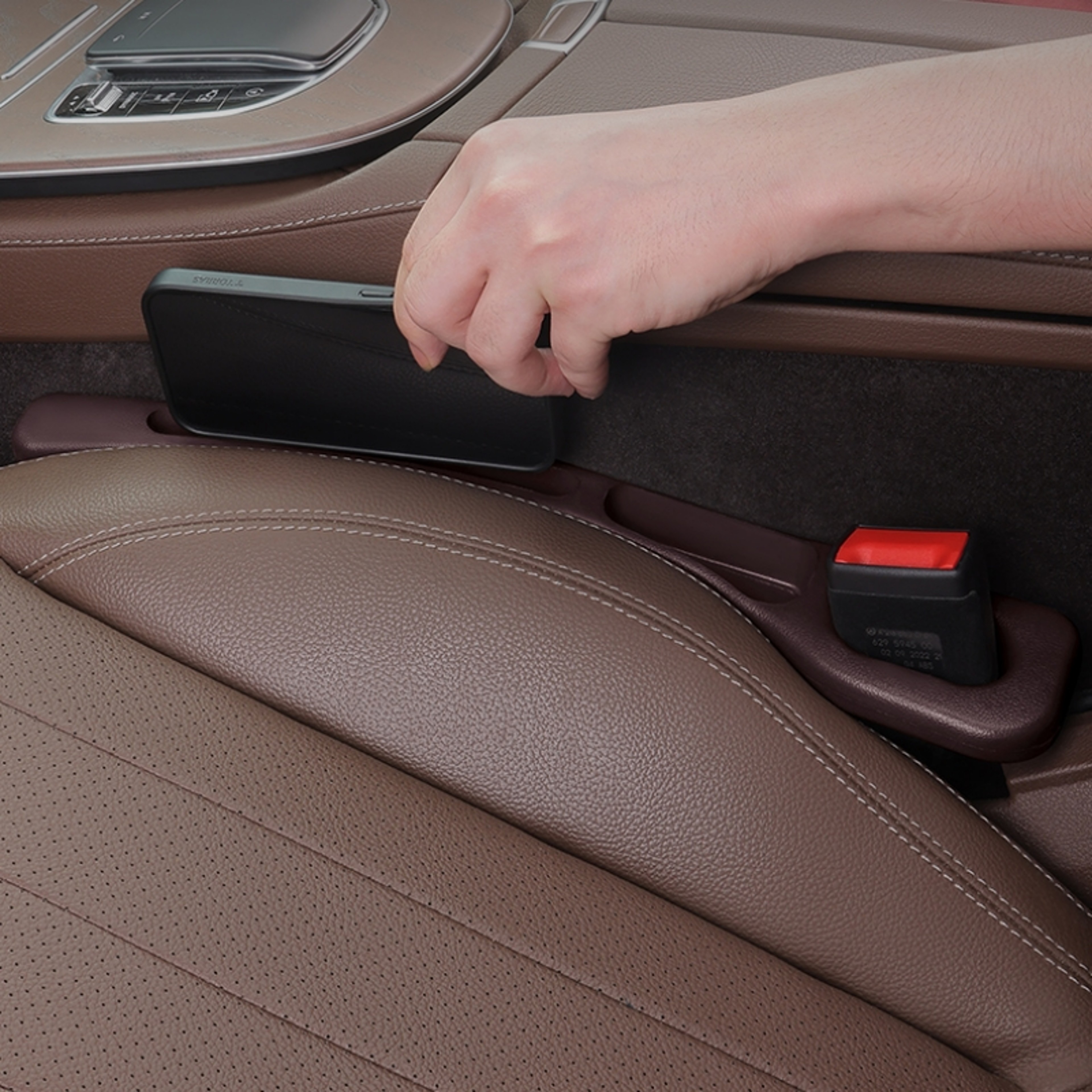 Waterproof PU Car Seat Gap Filler Organizer With Dual Storage Grooves 0