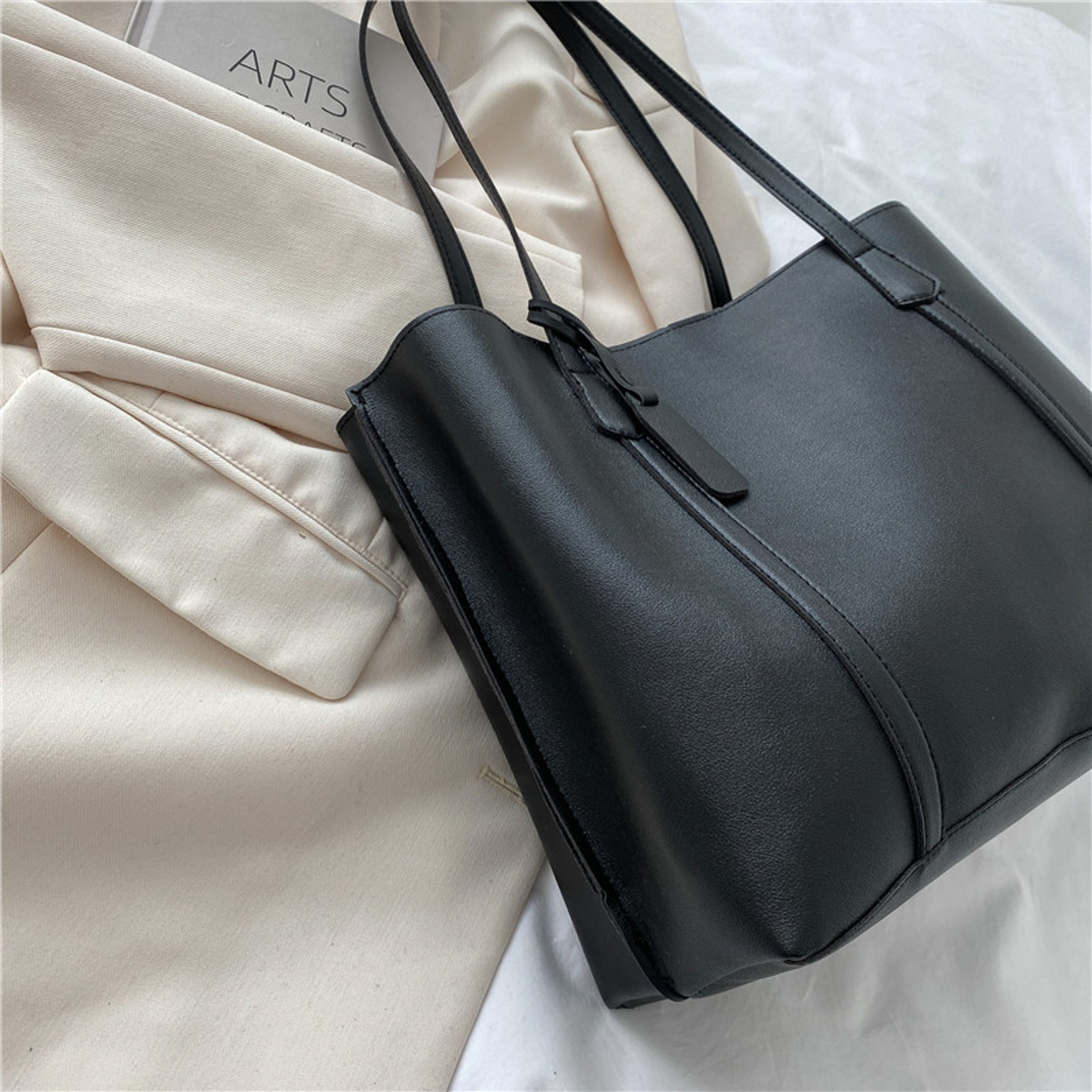 Large Capacity Womens Leather Tote Bag Soft Casual Versatile Shoulder Bag For Women 2