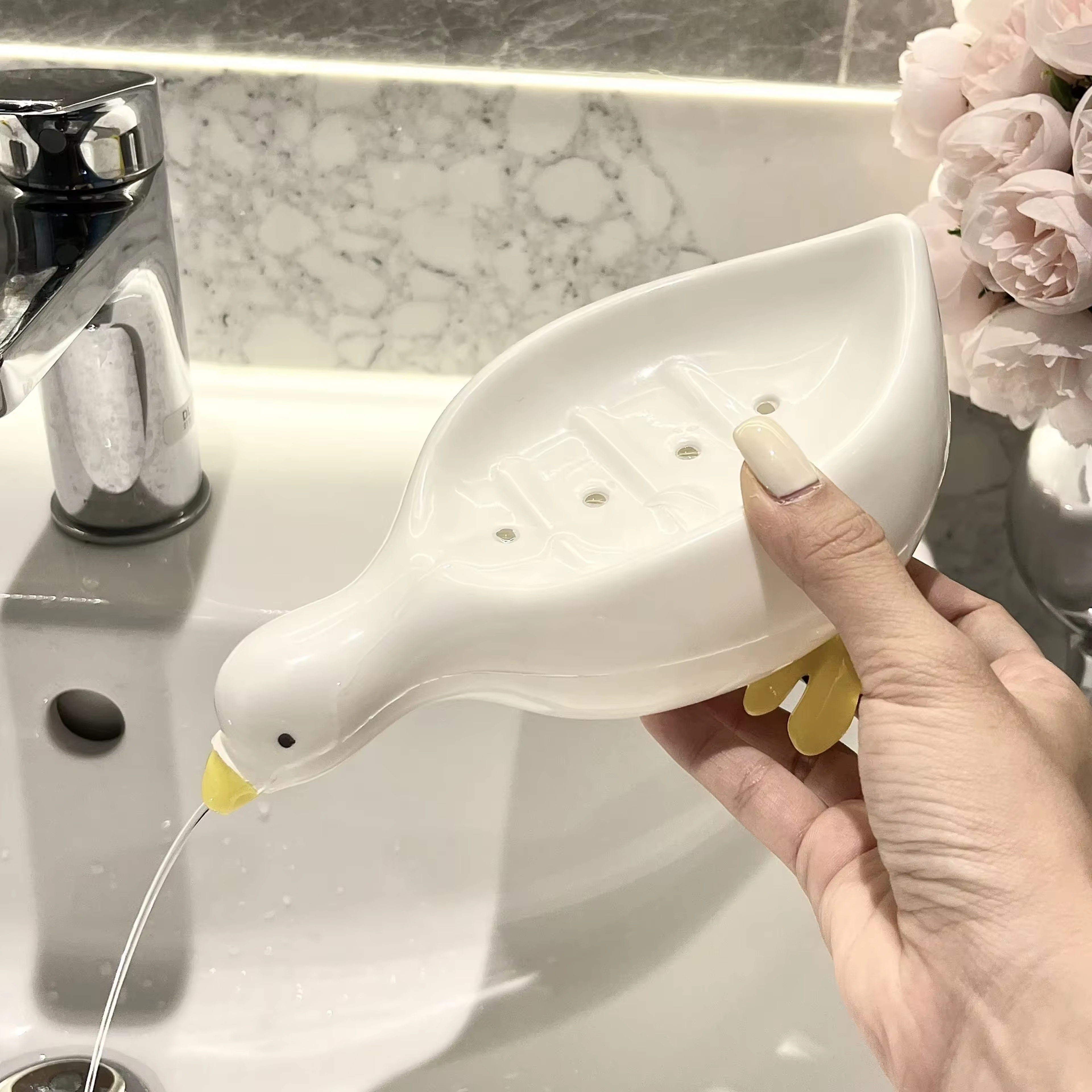 Cute Yellow Duck Self Draining Soap Dish For Bathroom  Sink 1