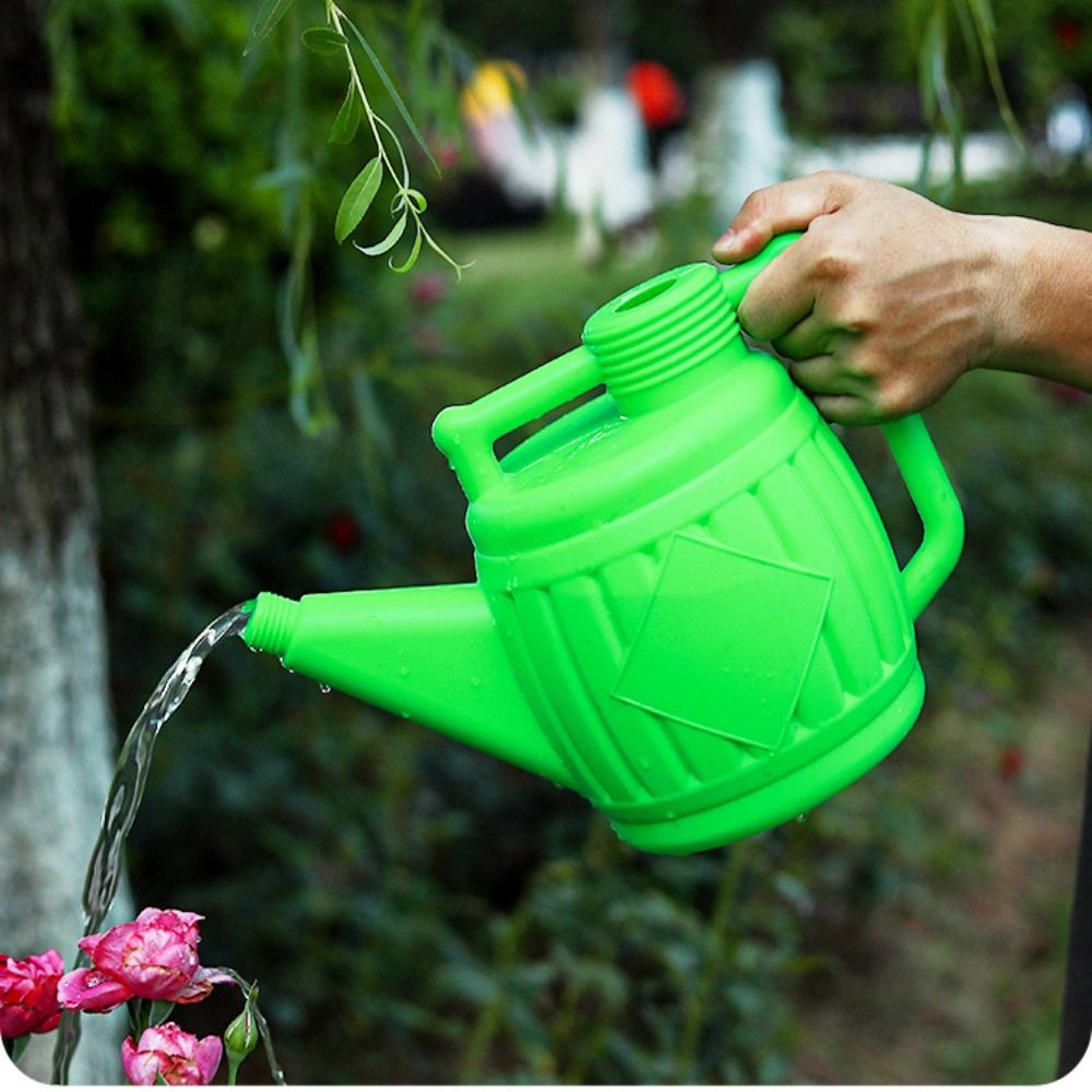 Large Capacity Watering Can For Plants 2