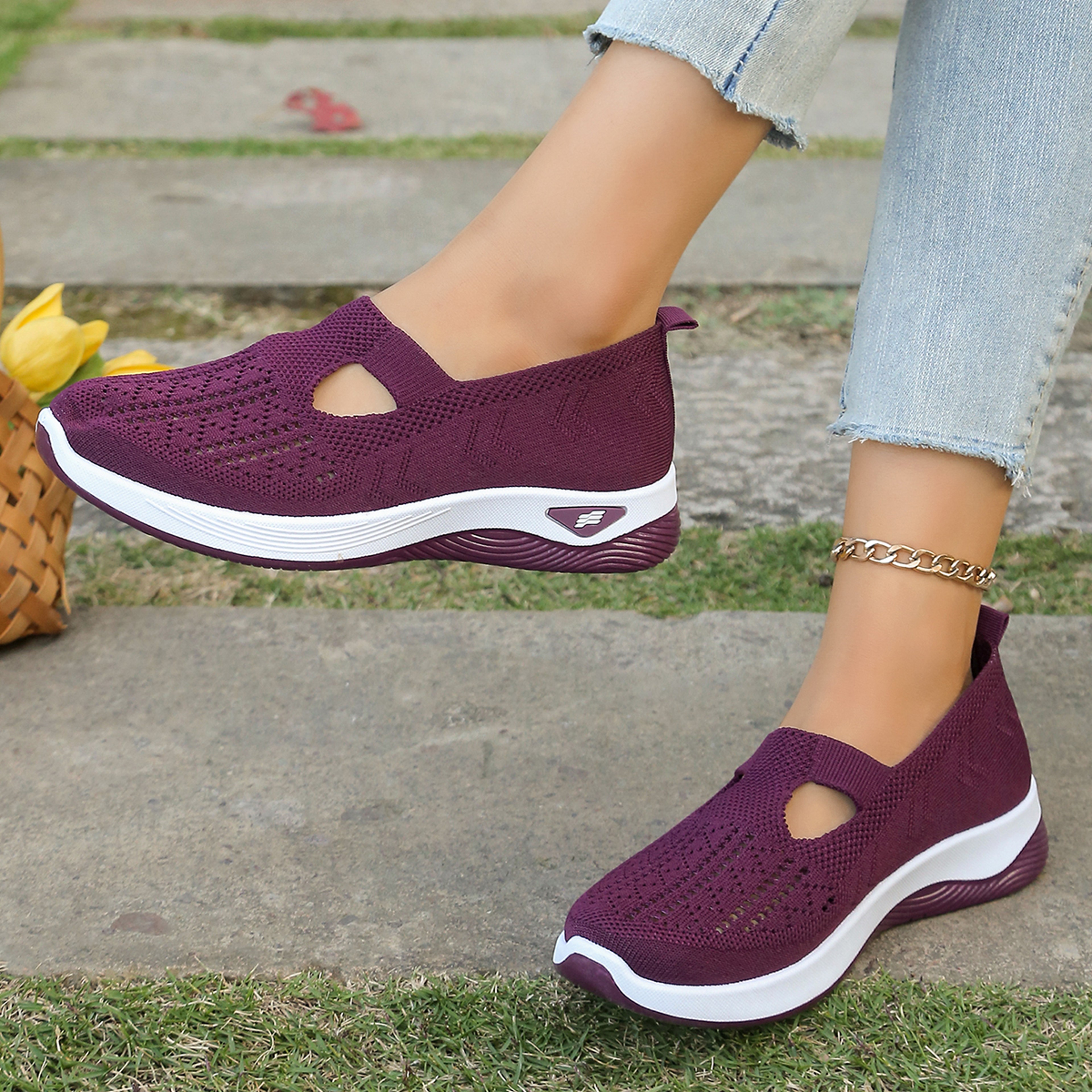 Simple Womens Summer Shoes Solid Color Mom Shoes  Lightweight Casual Sneakers 4