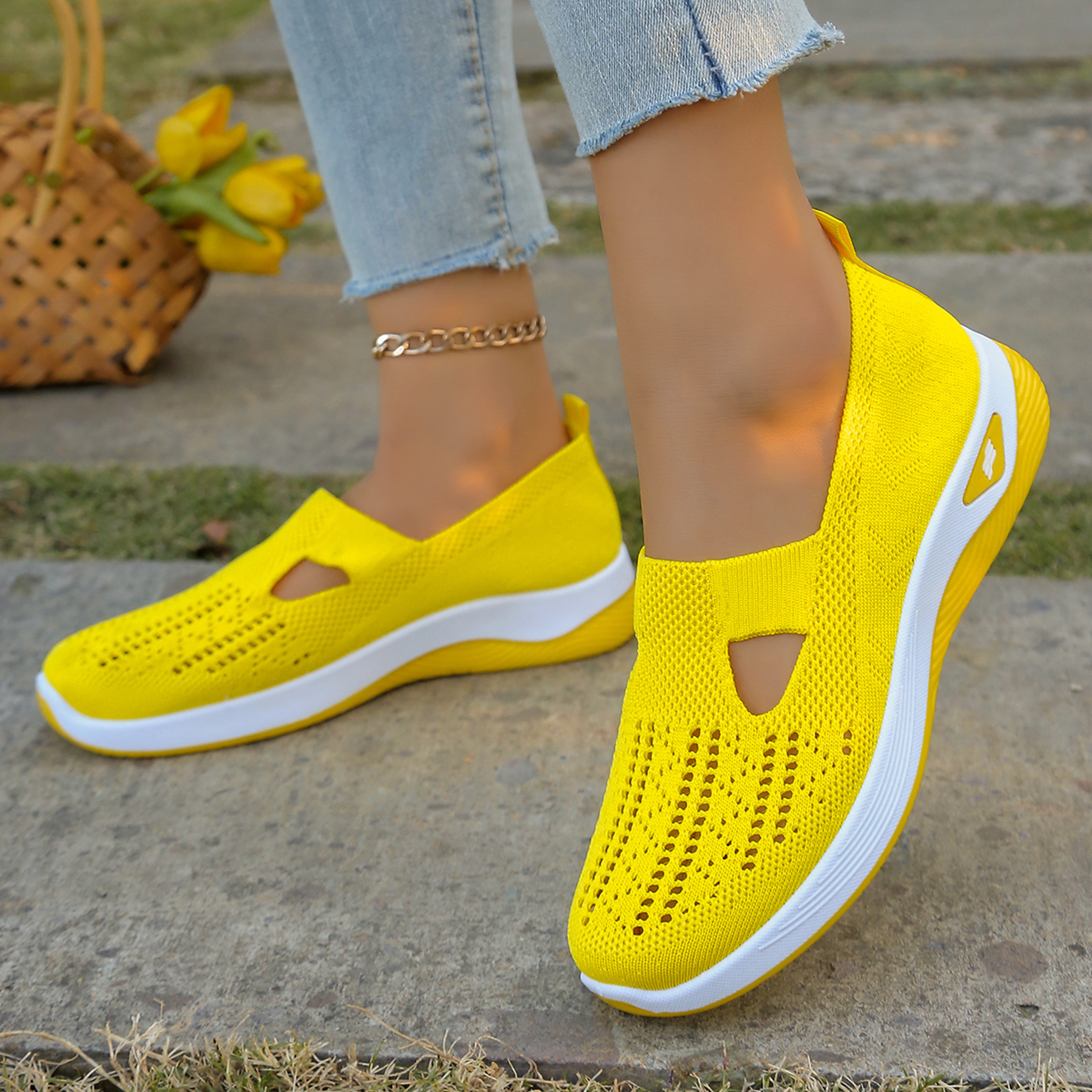 Simple Womens Summer Shoes Solid Color Mom Shoes  Lightweight Casual Sneakers 17