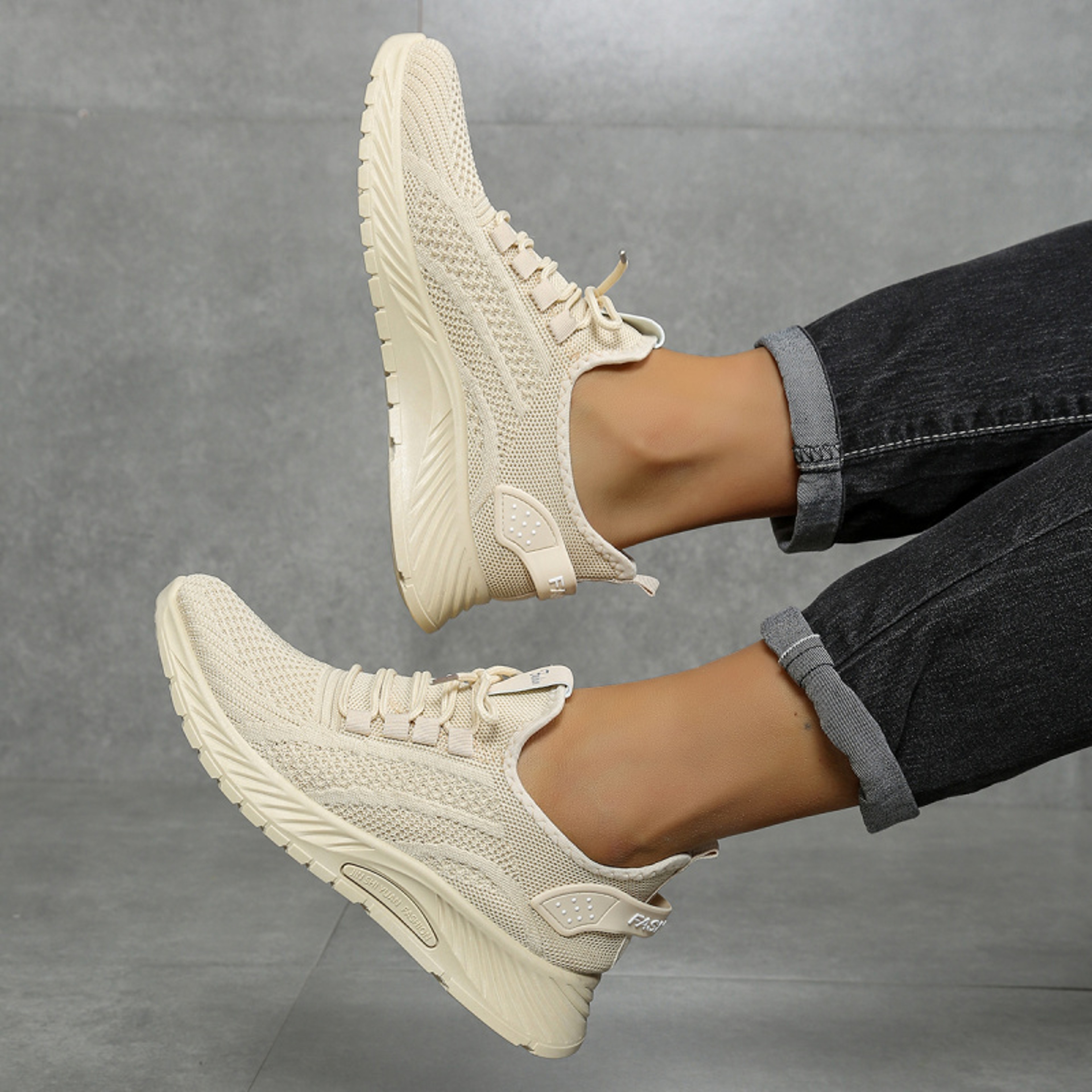 Trendy Fly Weaving Women Shoes, New Fashion Leisure Sports Single Shoes Wholesale Factory Casual Sneakers – view 2