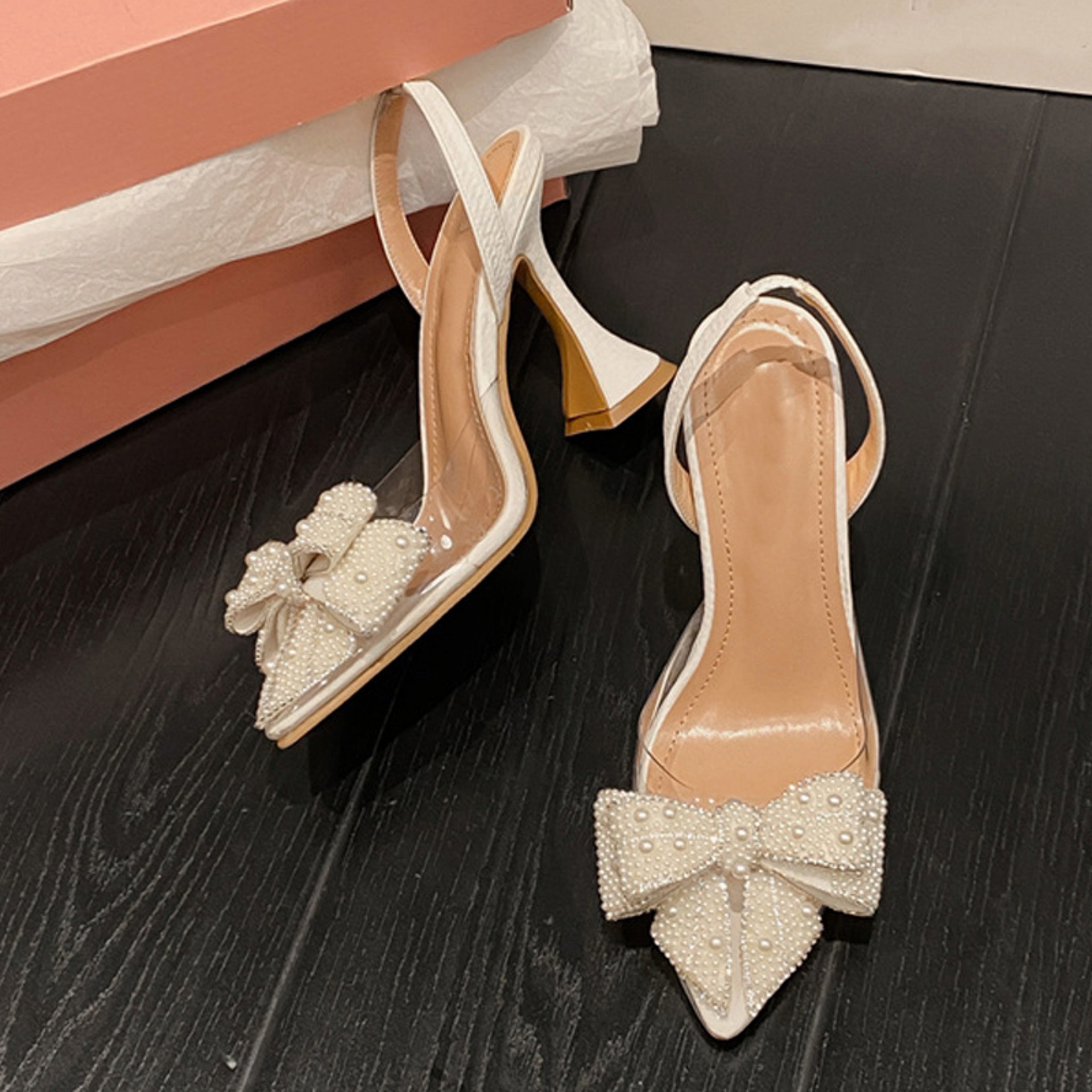 Elegant Liyke Fashion Design White Pearl Bowknot Women Pumps Transparent PVC High Heels For Wedding 0
