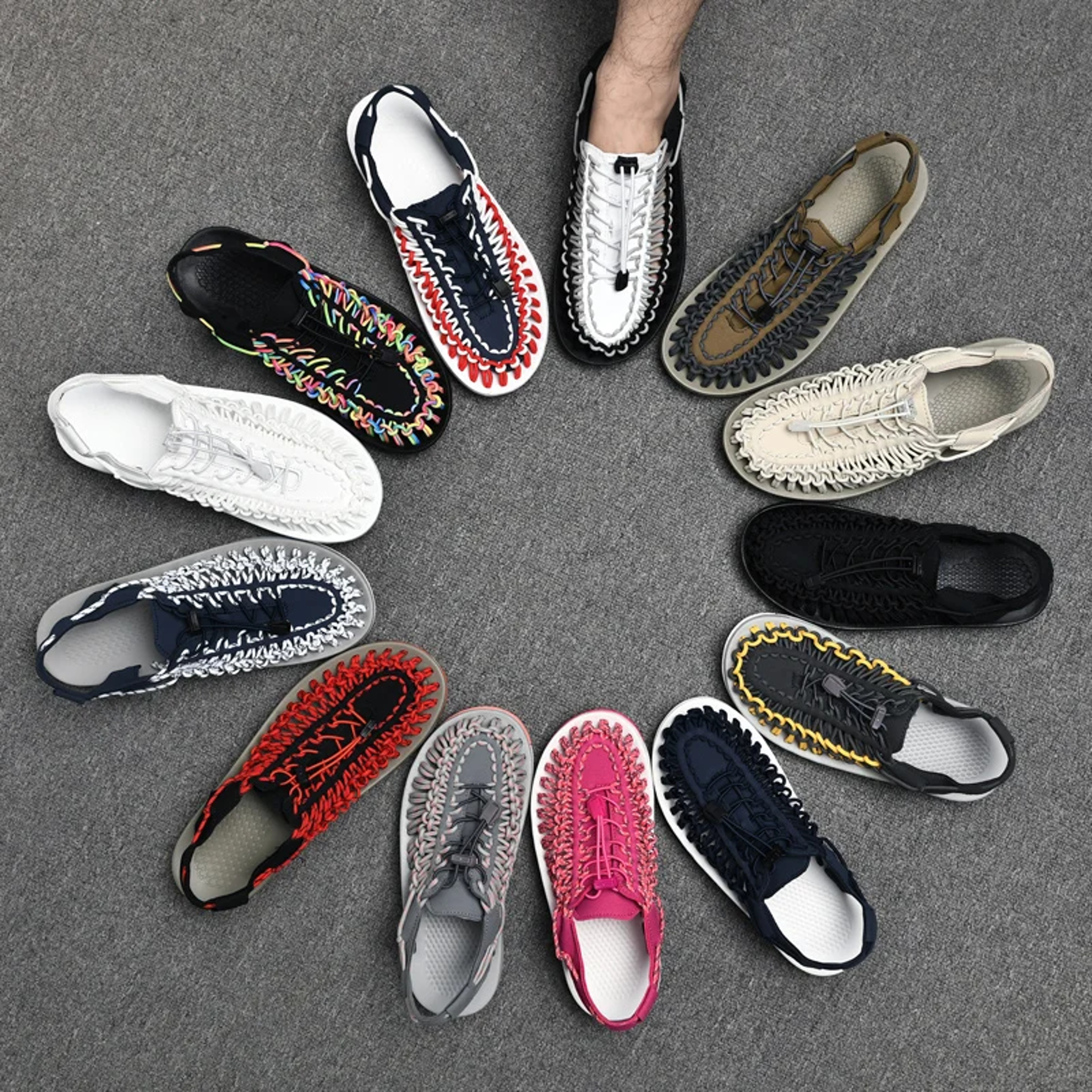 Stylish Summer Men Sandals With Handmade Weaving Design Lightweight Breathable Beach Sandals For Ca 2