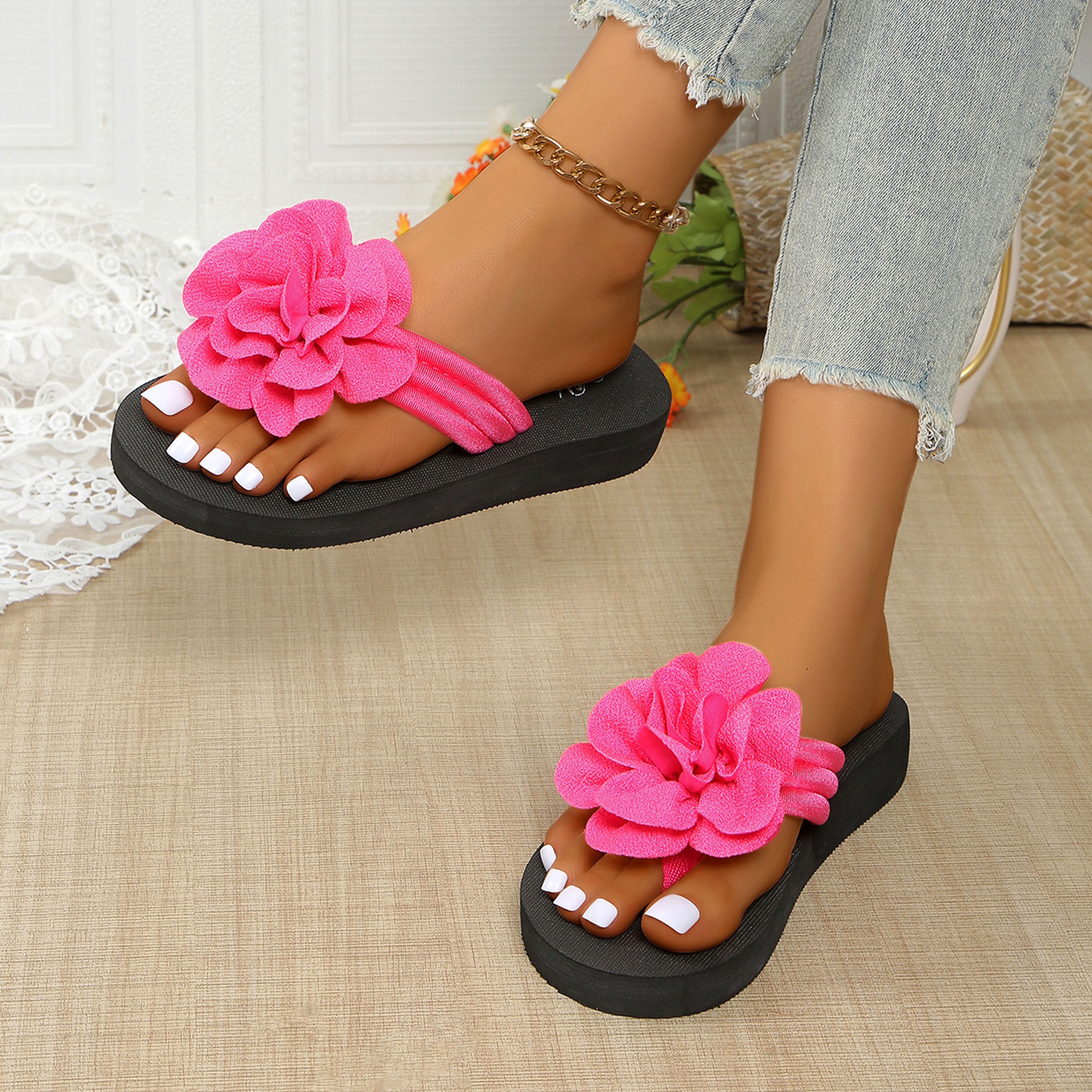 Lightweight Women Slippers, Non-Slip Home Sandals, Cool Indoor Outdoor Flat Slides, Casual Ladies Flip Flops – view 7