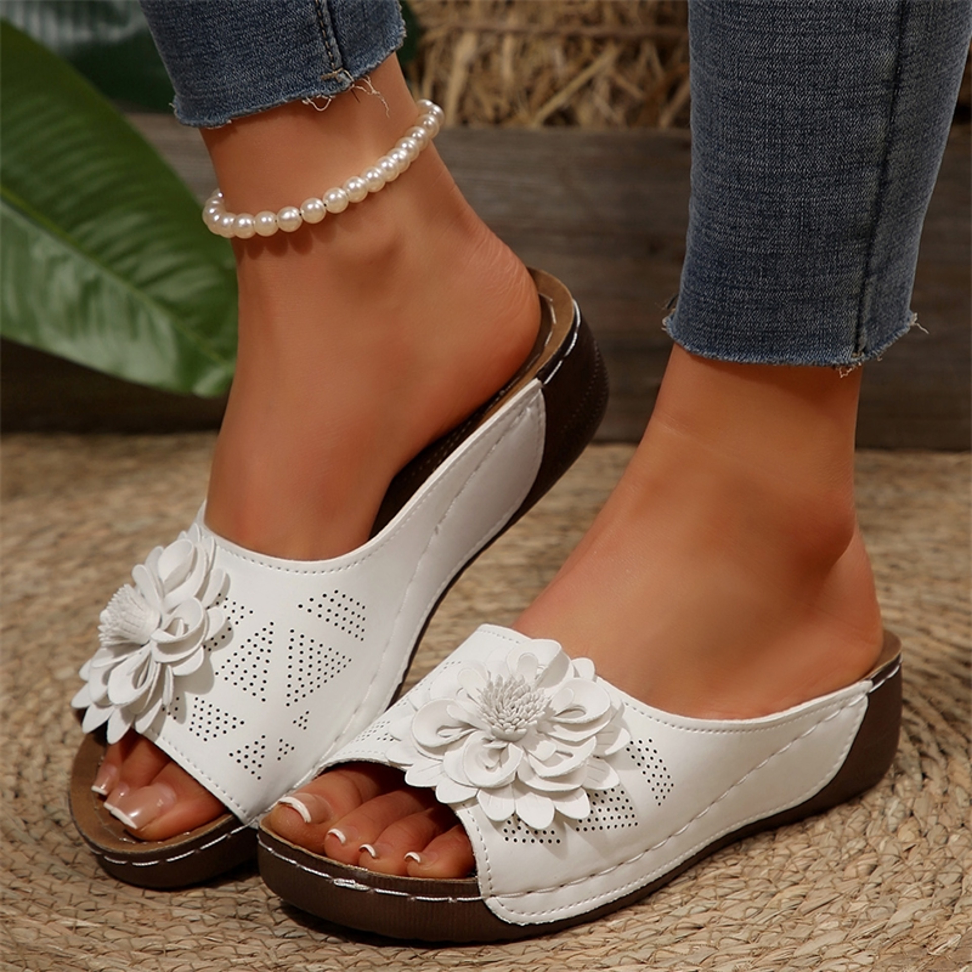 Casual Walking Shoes For Women Summer Wedge Sandals Stylish Outdoor Slides Comfortable Women Slippe 1