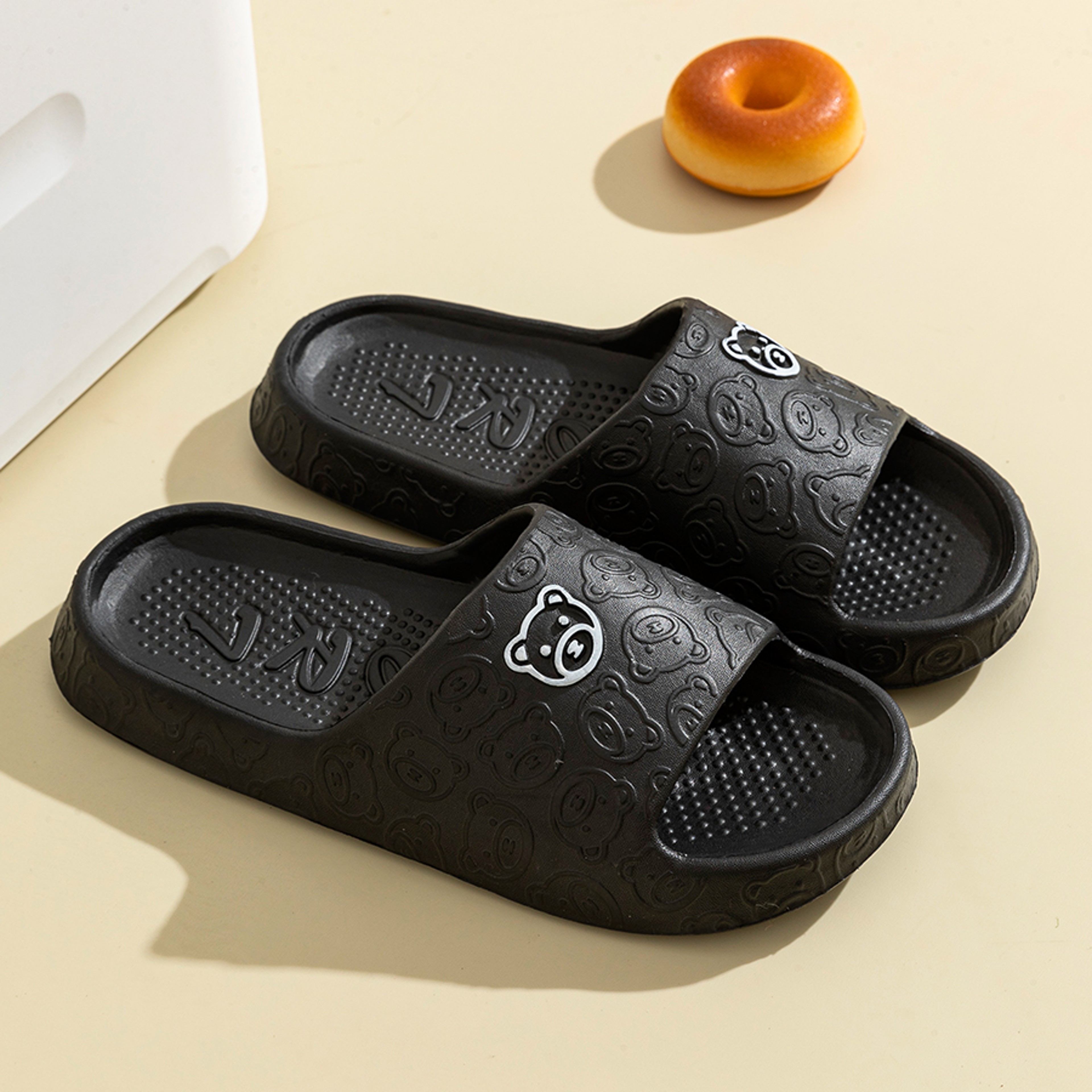 Little Bear Sandals, Summer Fashion Men's Slippers, Non-slip Soft Indoor Bathroom Shoes, Women Dormitory Casual Couple – view 3