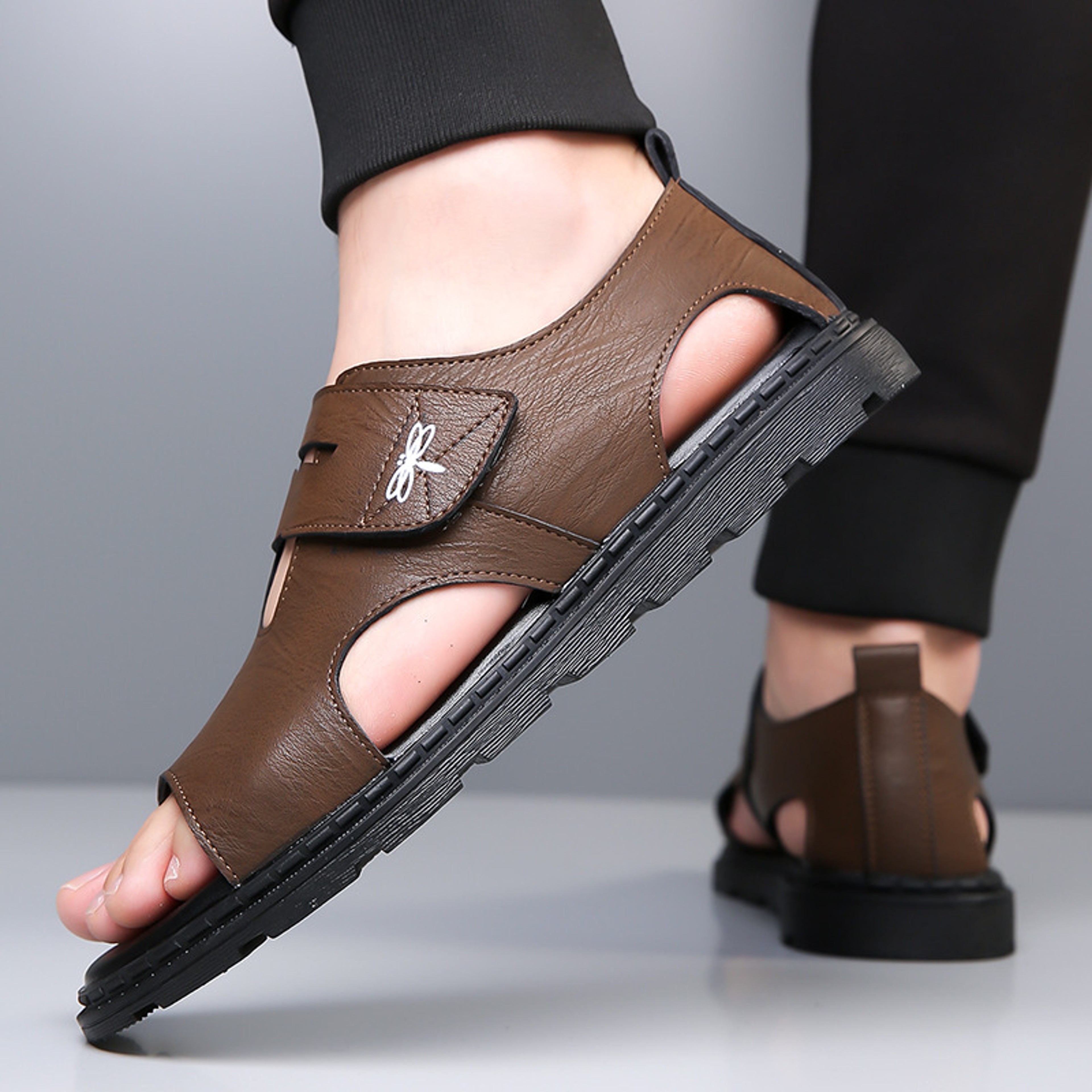 New Roman Sandals for Men, Comfortable Leather Beach Shoes, Soft Bottom Casual Shoes for Men – view 4