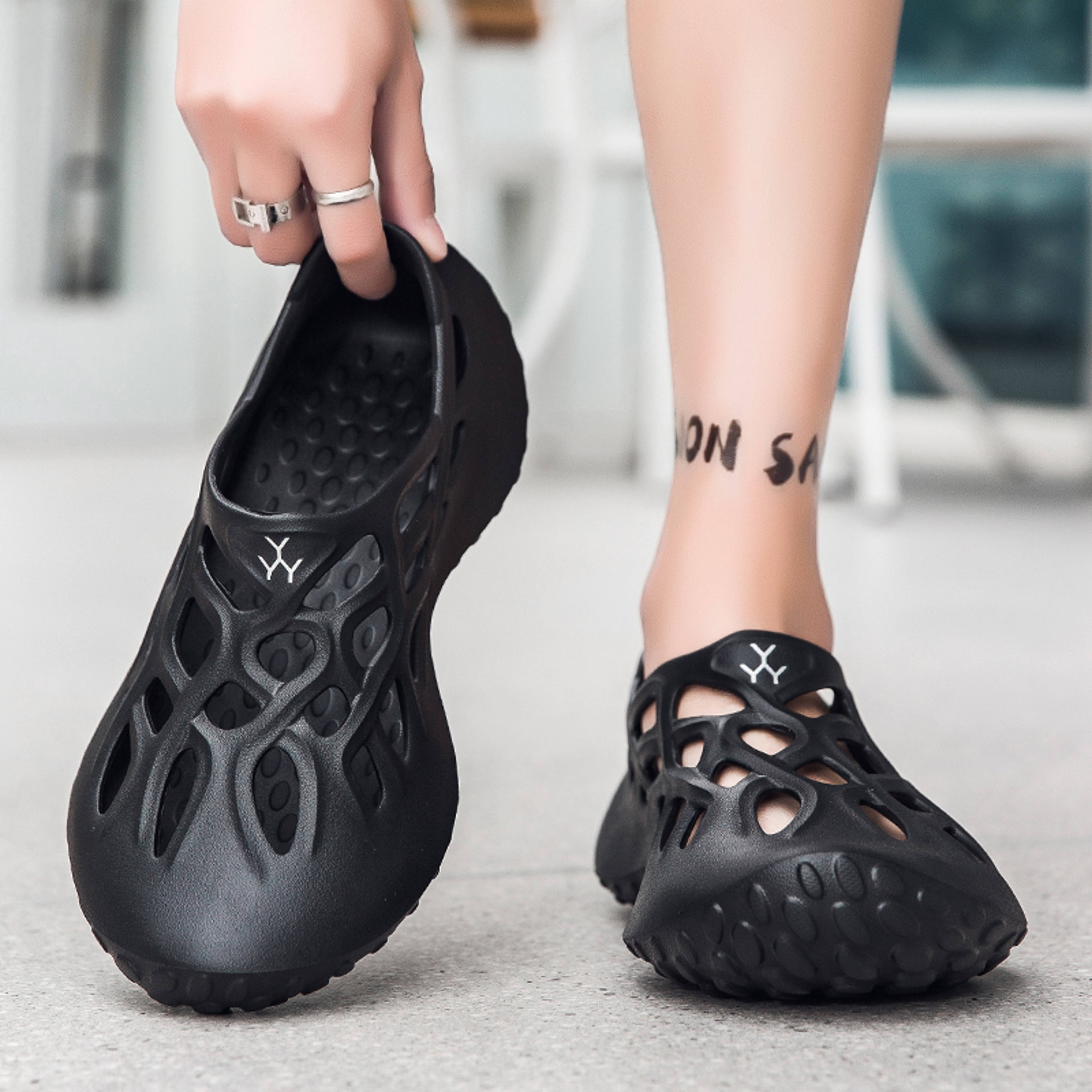 Mens Casual Shoes Summer Sandals EVA Hole Clogs Beach Slippers Lightweight Outdoor Footwear For Hom 3