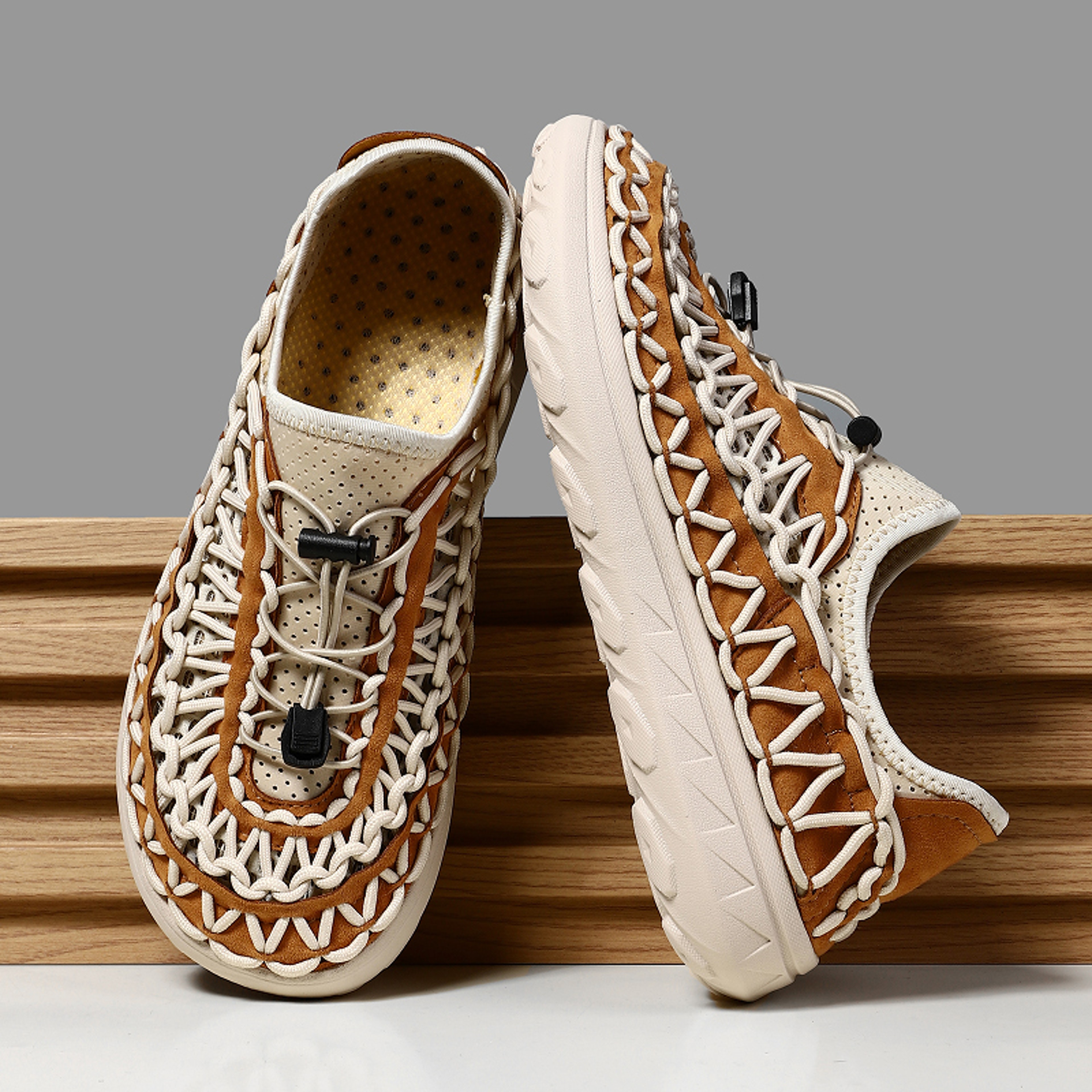 Mens Summer Sandals Fashion Handwoven Casual Shoes High Quality Designer Sneakers 0