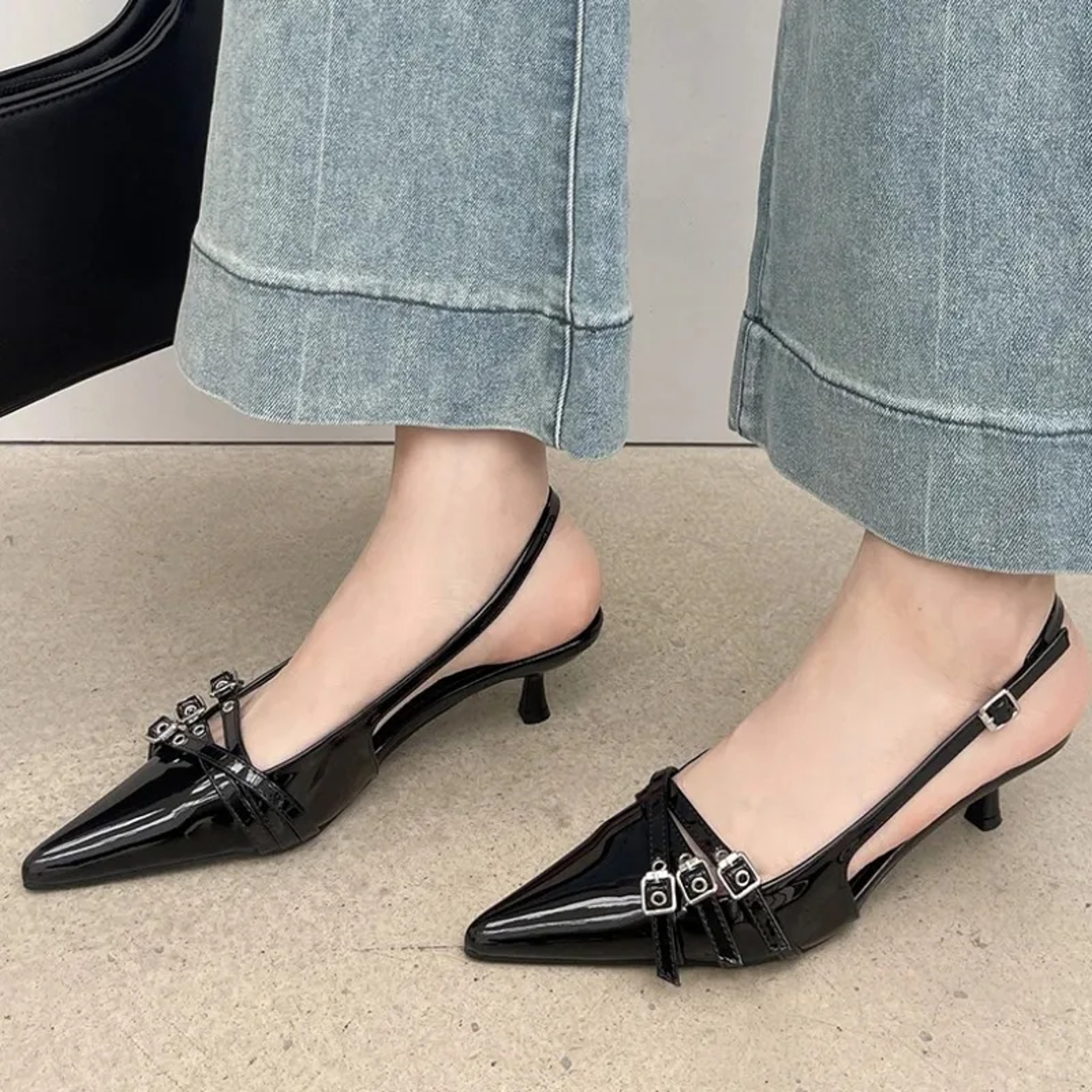 New Arrivals Pointed Toe Women Sandals Fashion Elastic Band Thin Mid Heels Red Black Silver Dress S 7