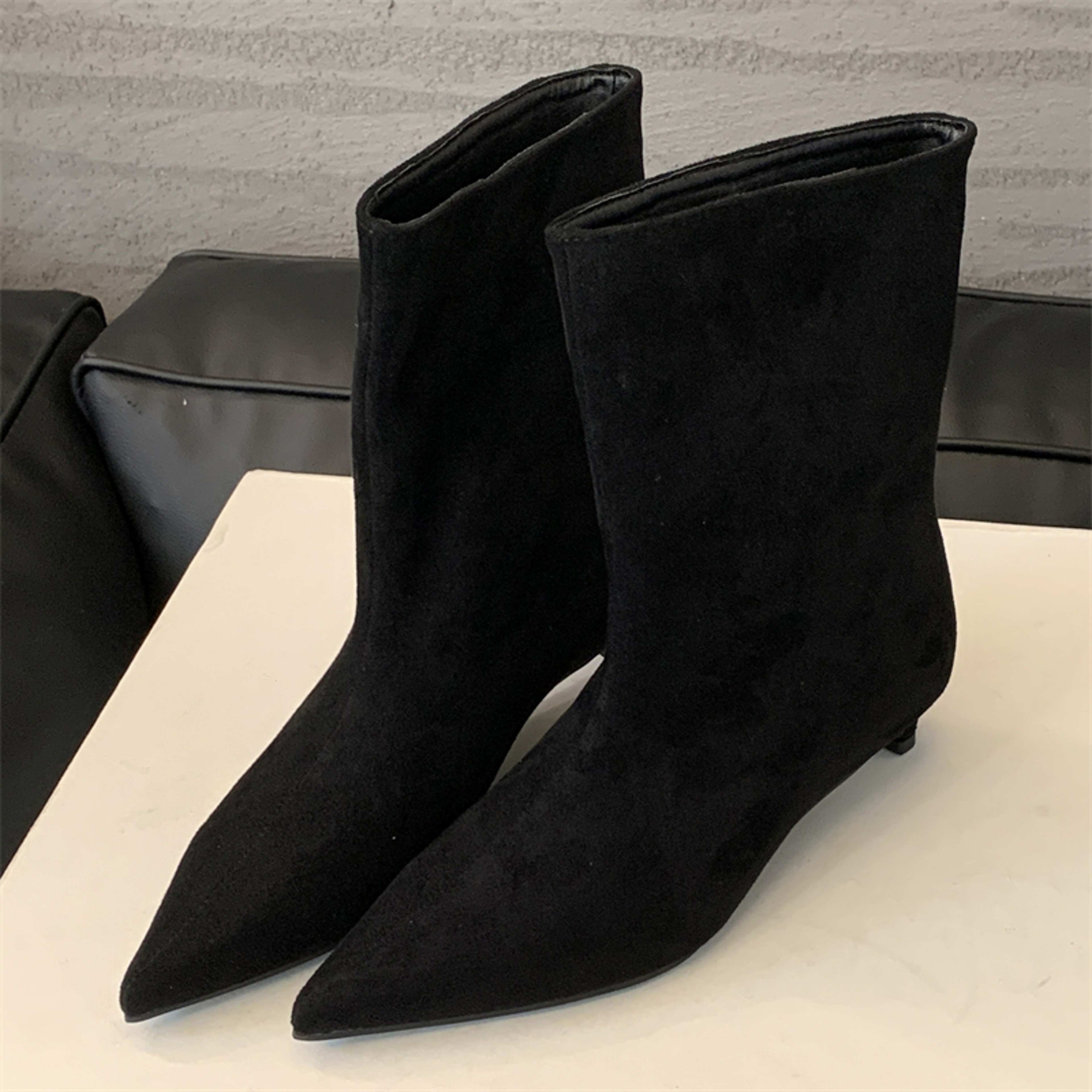 Designer Pointed Toe Ankle Boots Women Autumn Winter Vintage Thin Low Heel Short Modern Shoes – view 8