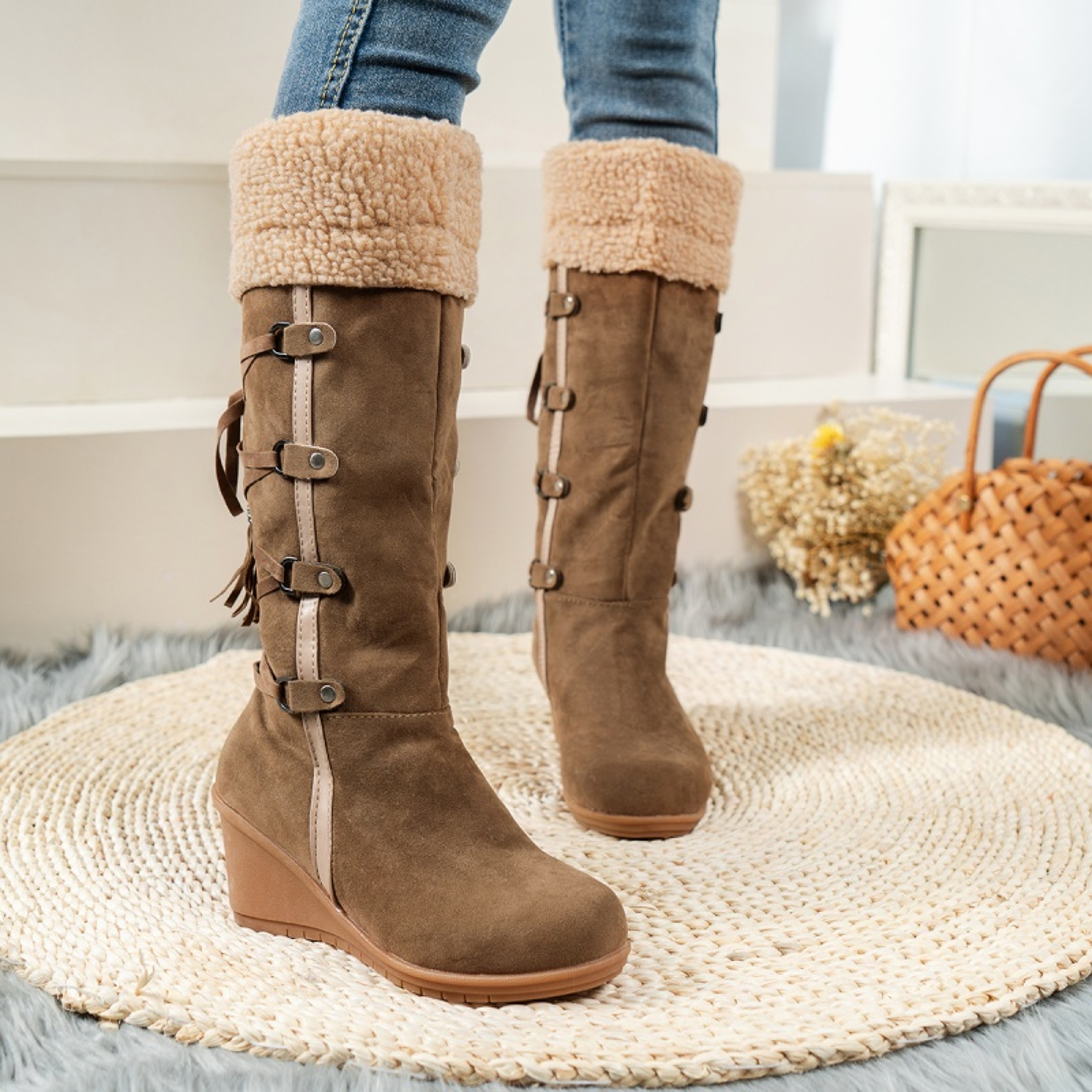 New Casual Womens Shoes With Wedge Heel Cross Strap Winter Boots Comfortable And Warm 4
