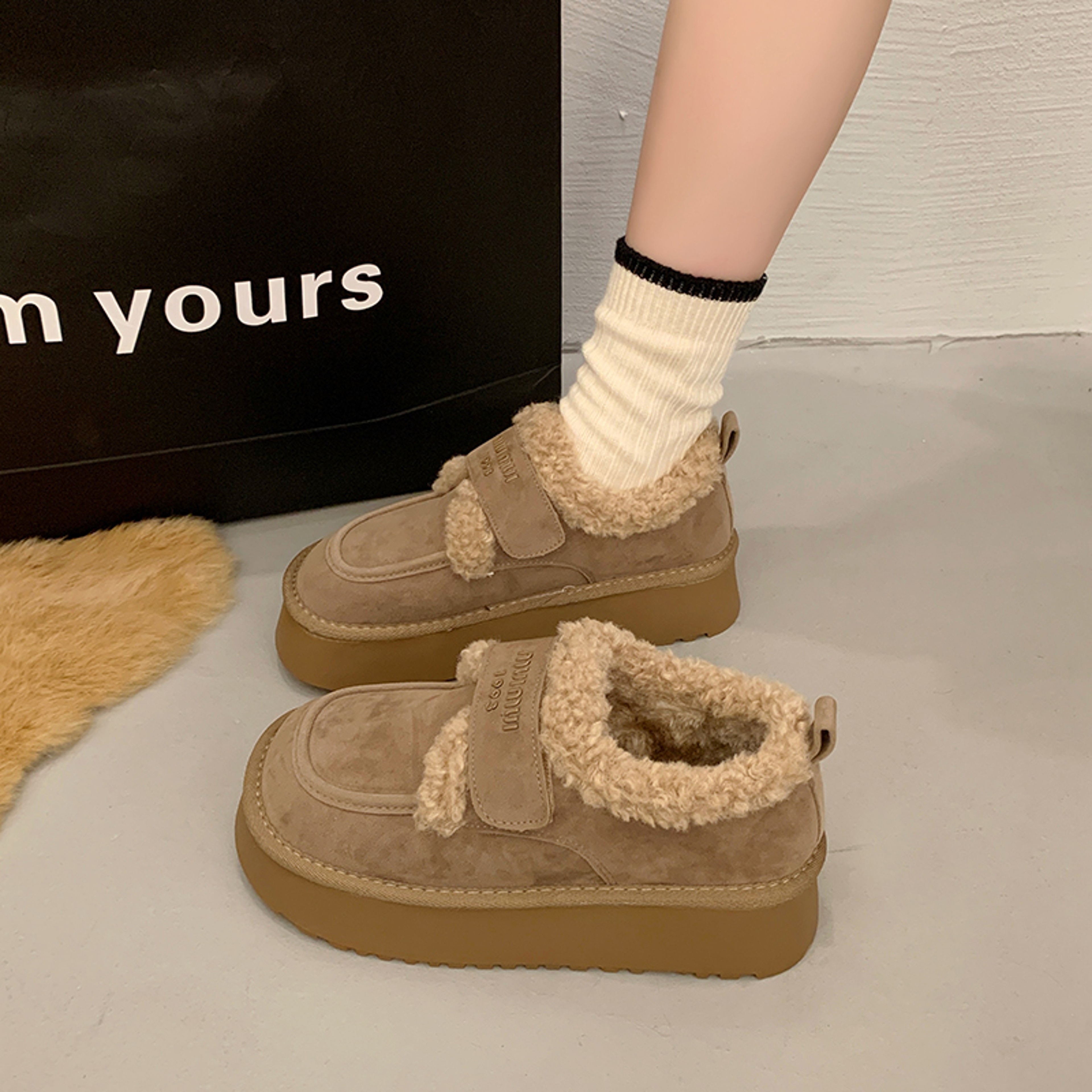 Warm Lamb Wool Winter Boots for Women Non Slip Thick Bottom Ankle Snow Boots Cotton Padded Flat Thicken Plush Shoes – view 6