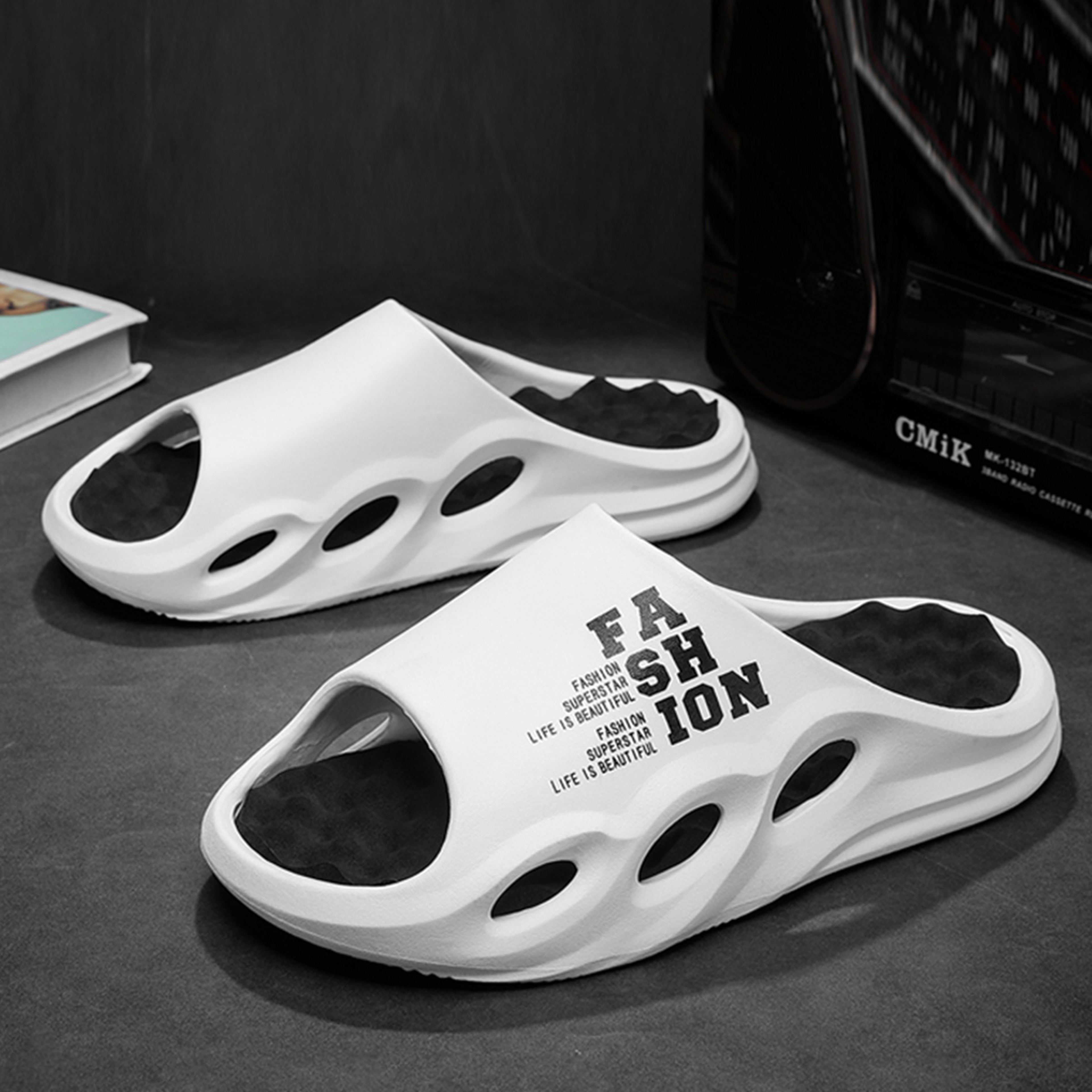 Summer NonSlip Men Shower Slippers Indoor Outdoor Sandals Beach Flip Flop Thick Sole Massage Slides 0