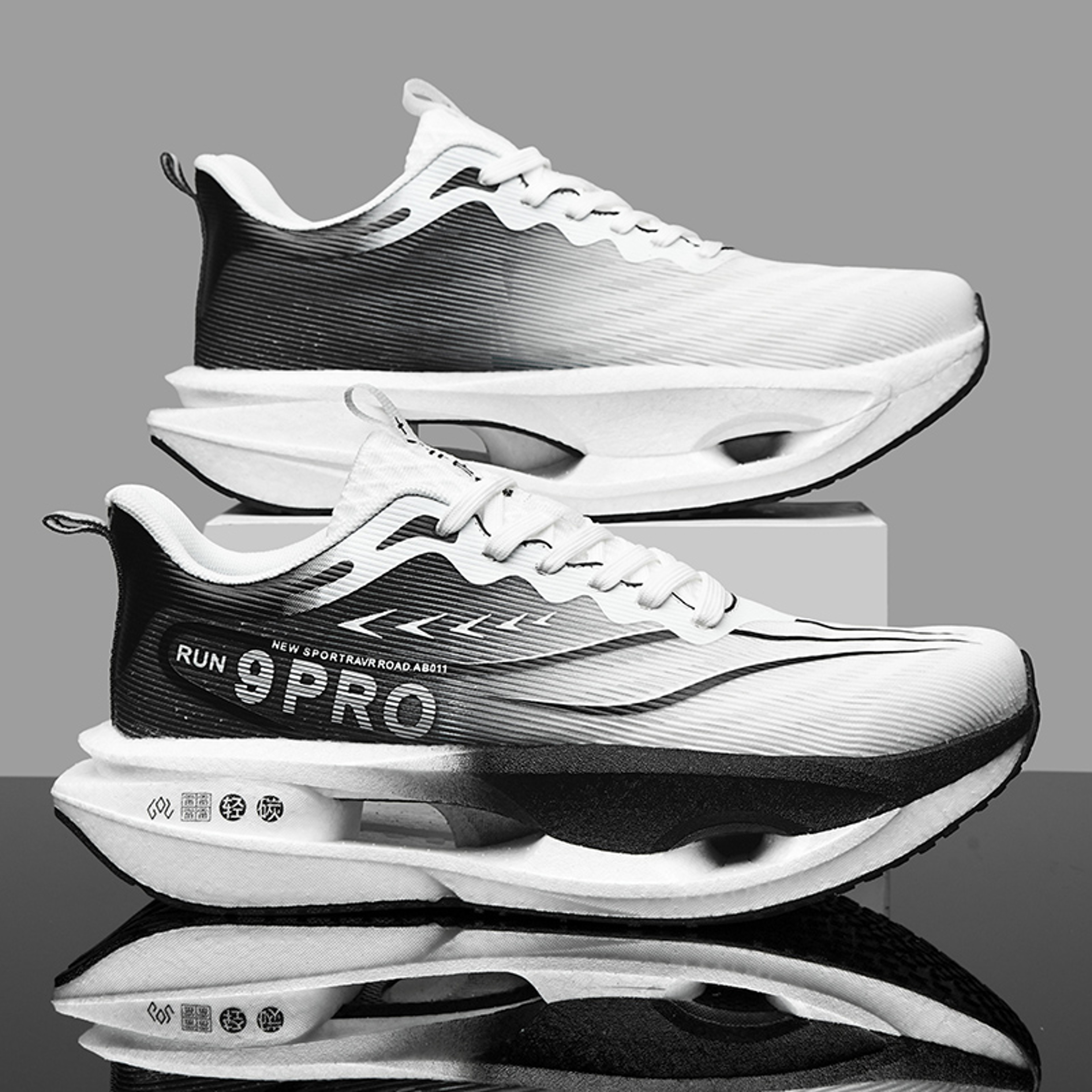 Mens Lightweight Running Shoes With Carbon Plate Soft Sole AntiSlip Sports Sneakers Casual Mesh Sho 0