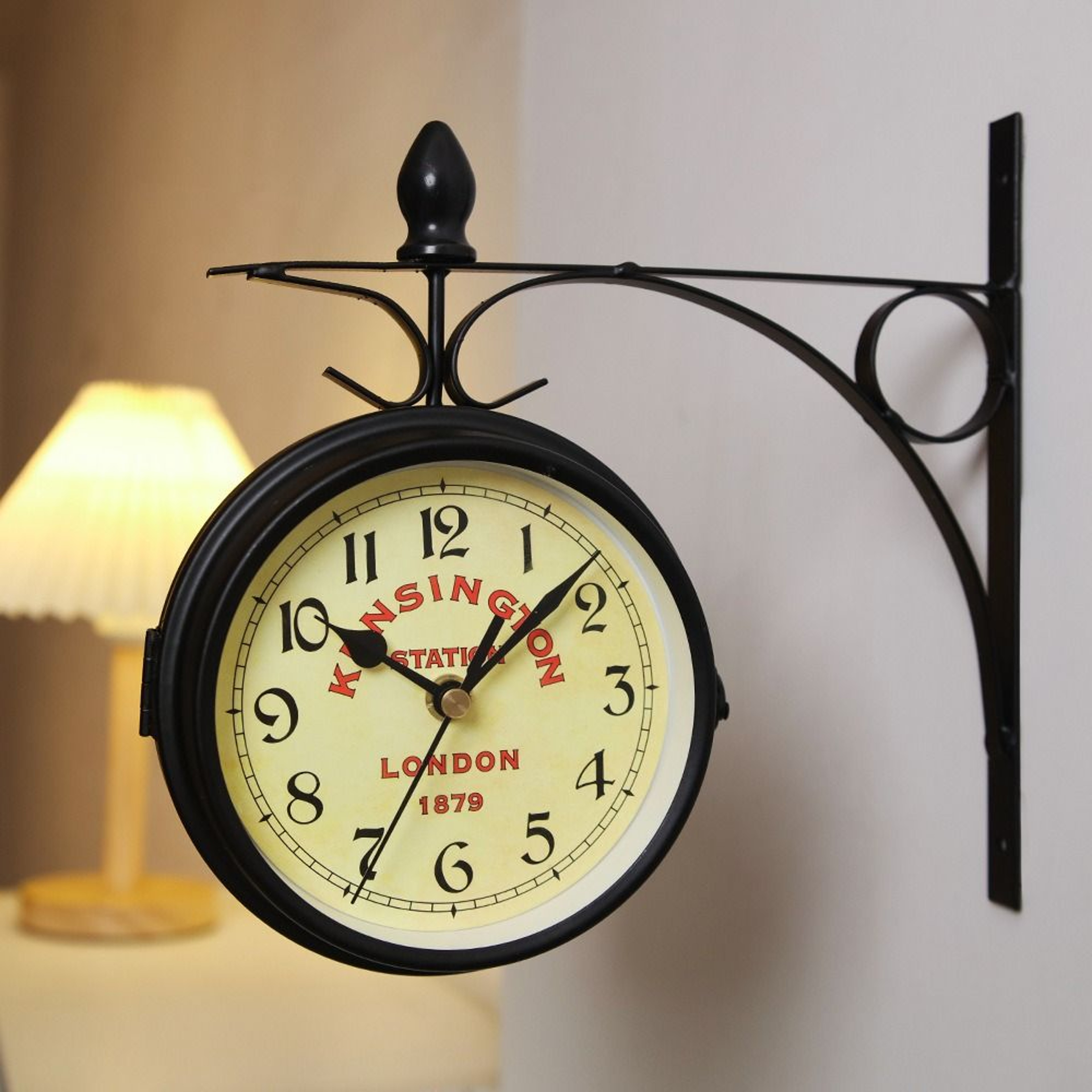 Double Sided Wall Clock High Quality Durable Retro Metal Clock Home Decor Garden Decoration Train S 7