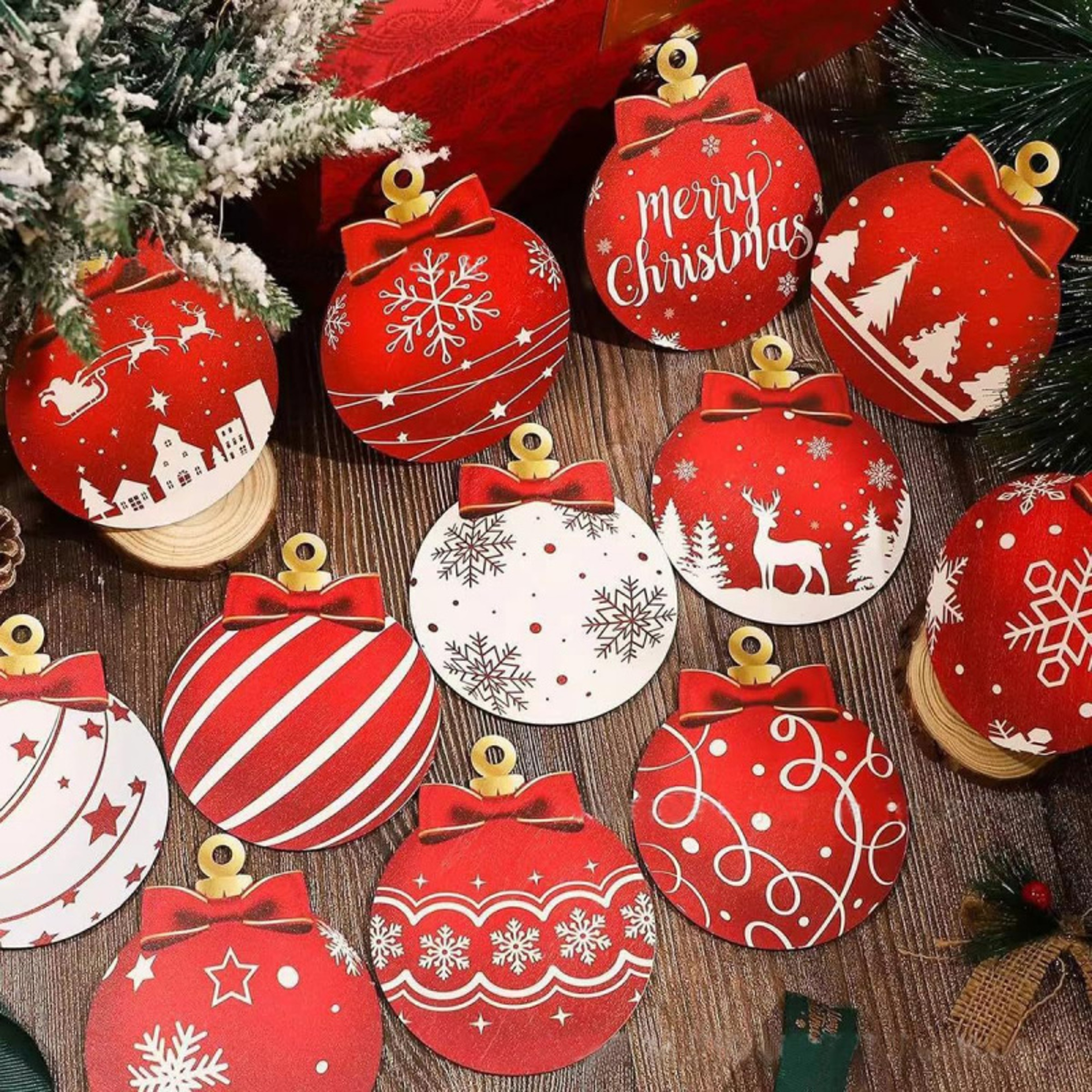 Red And White Wooden Snowflake Pattern Christmas Party Hanging Decoration Supplies Winter Christmas 3