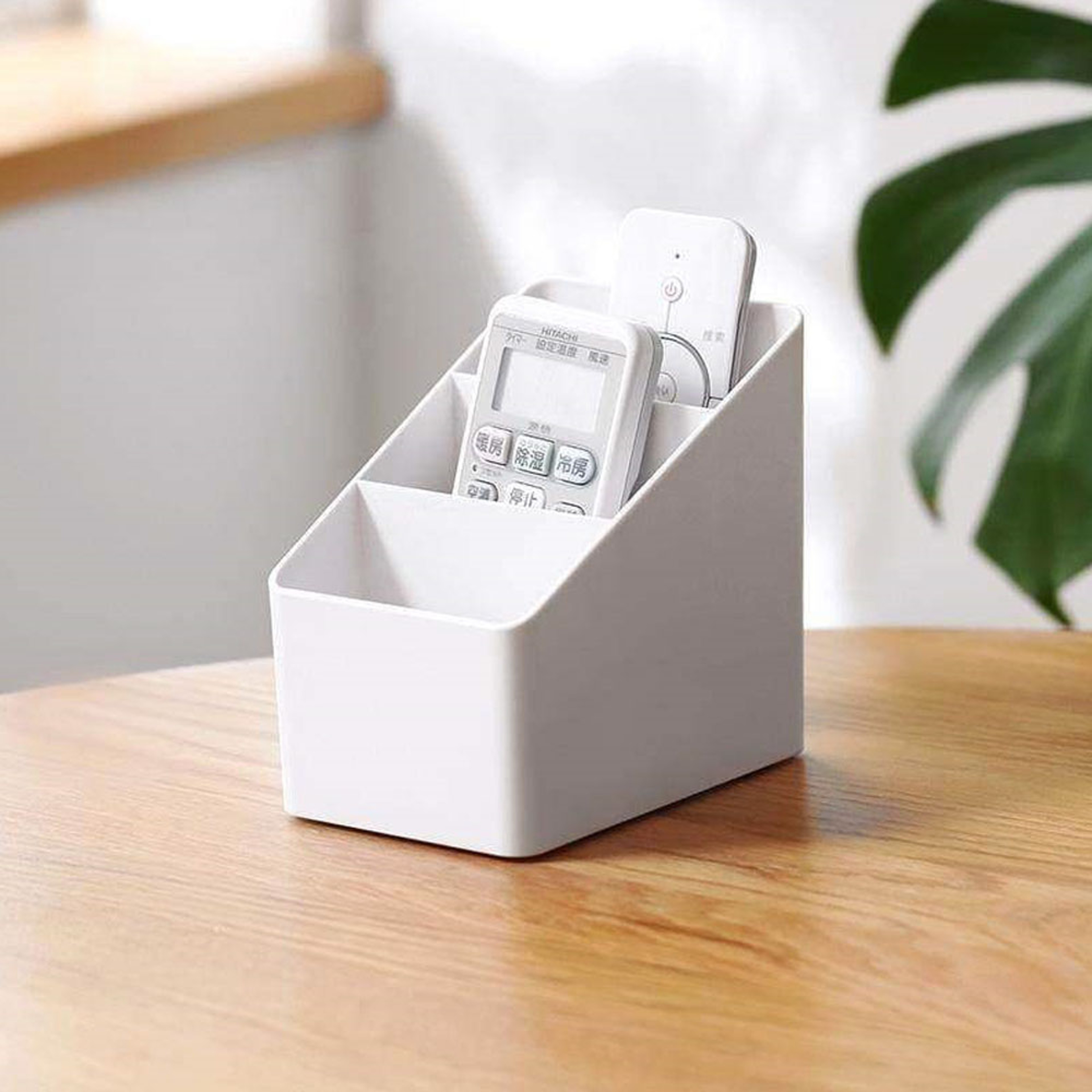 Simple Brush Colored Pen Marker Storage Box Multifunctional Three Squares Desktop Sundries Storage  2