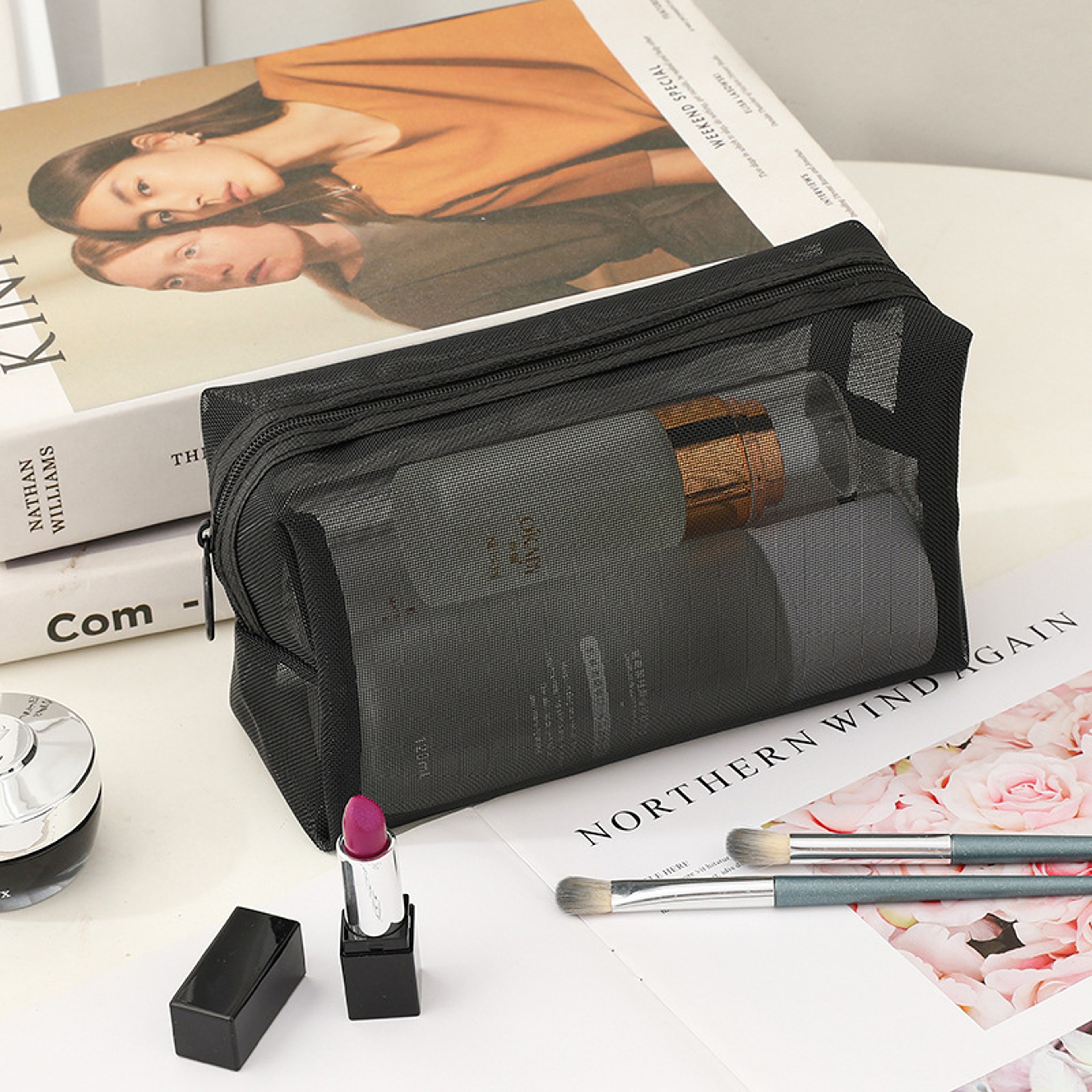 Simple Waterproof Travel Cosmetics Storage Bag For Women LargeCapacity Mesh Zipper Bag 0