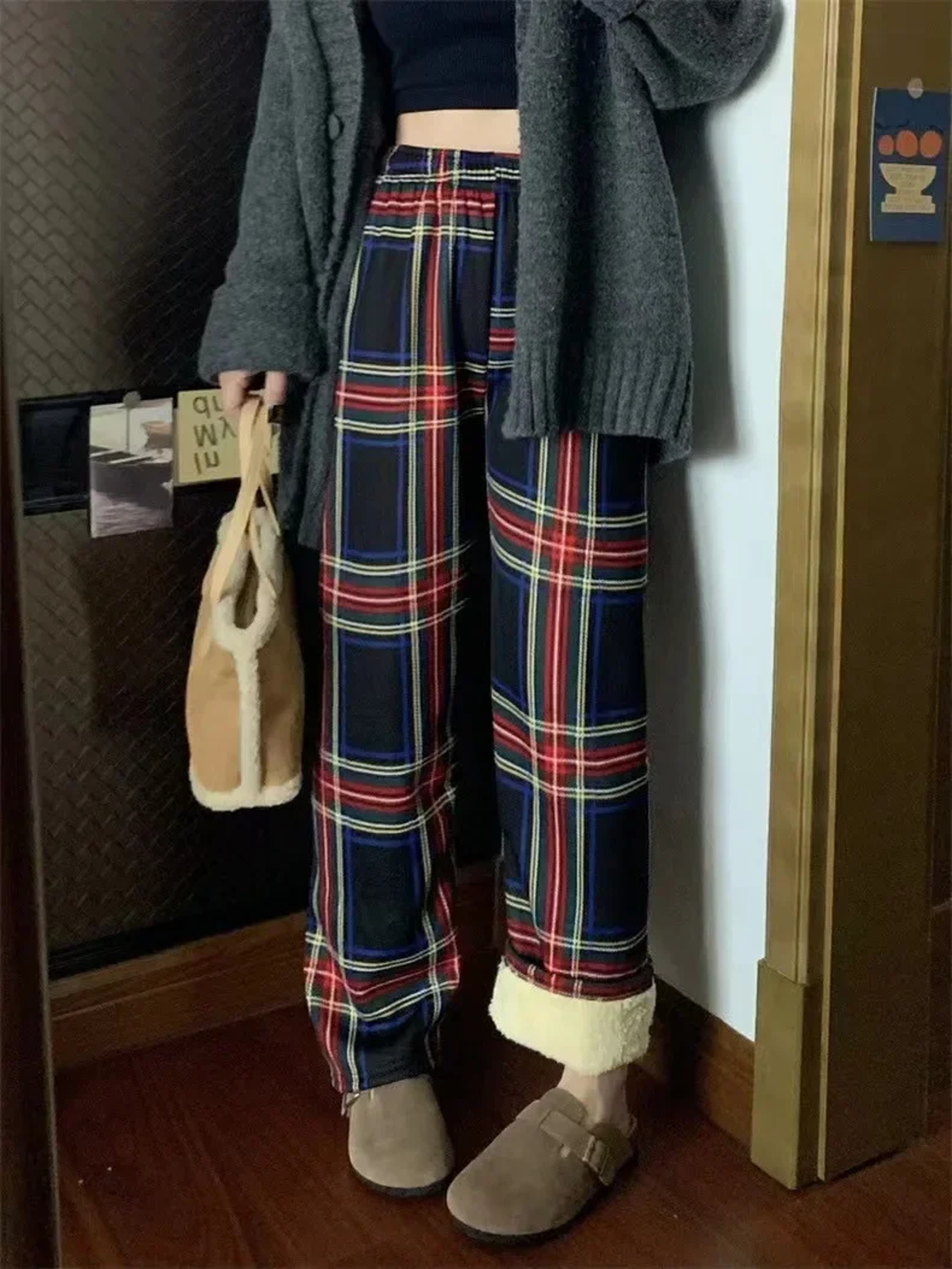 Fashion Warm Plush Pants Cashmere Thick Plaid Ladies Winter Casual Loose Widelegged Pants For Stree 5