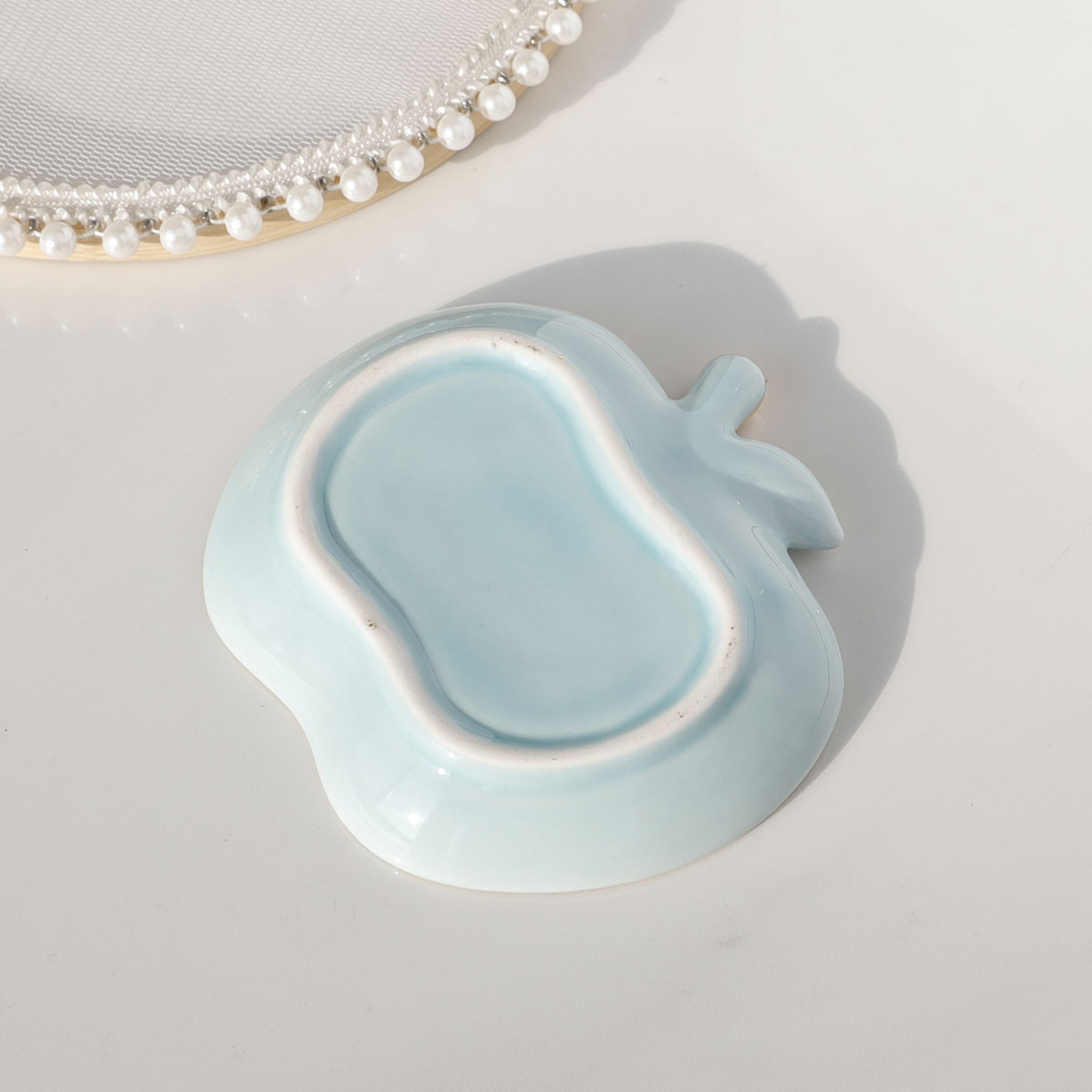 1pc Ceramic Apple Plate Jewelry Tray Ceramic Dish Ring And Necklace Holder For Home Decor 2