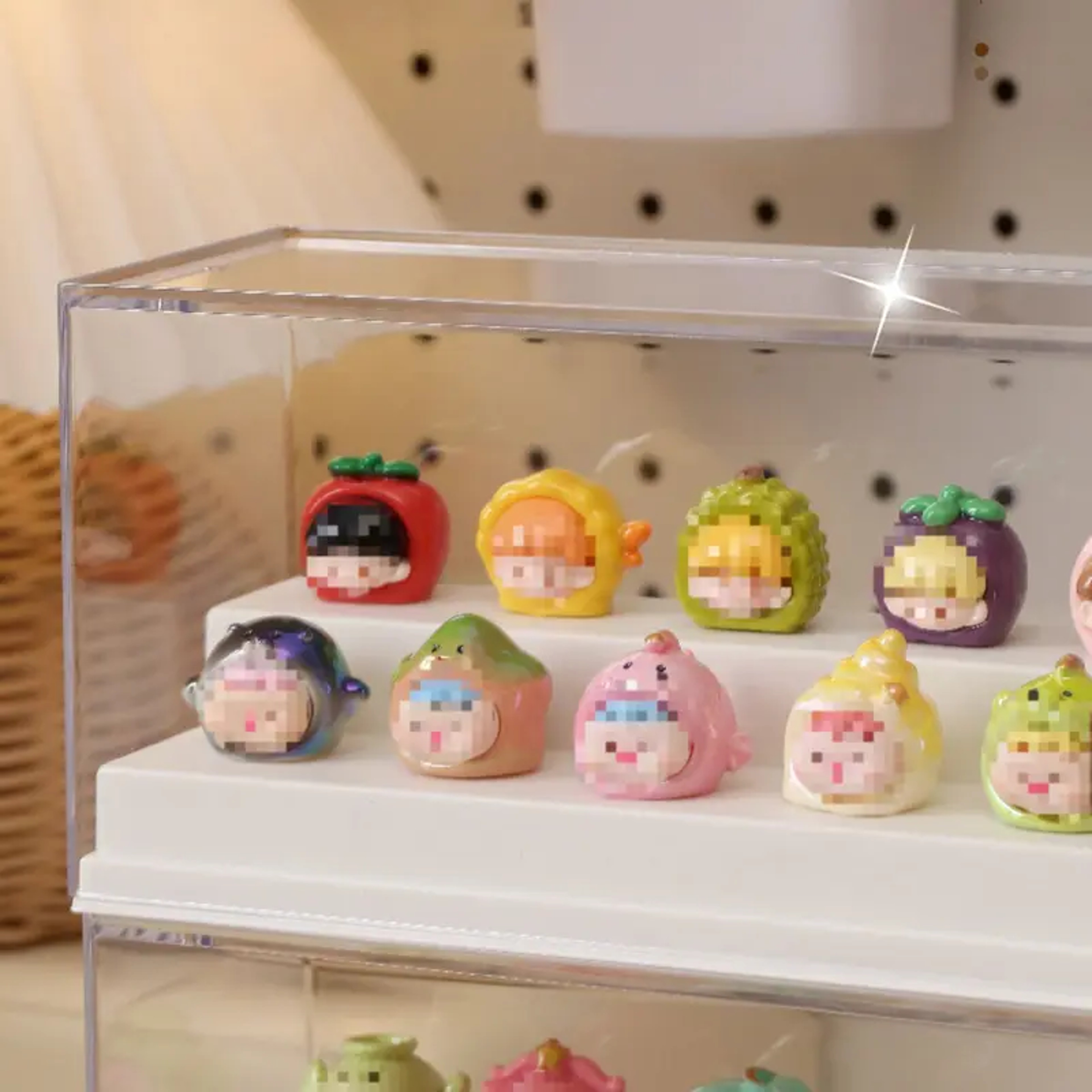 Mini Ornaments Storage Display Stand, Transparent Dust-proof Figure Display Cabinet, Small Doll Storage Box – view 4