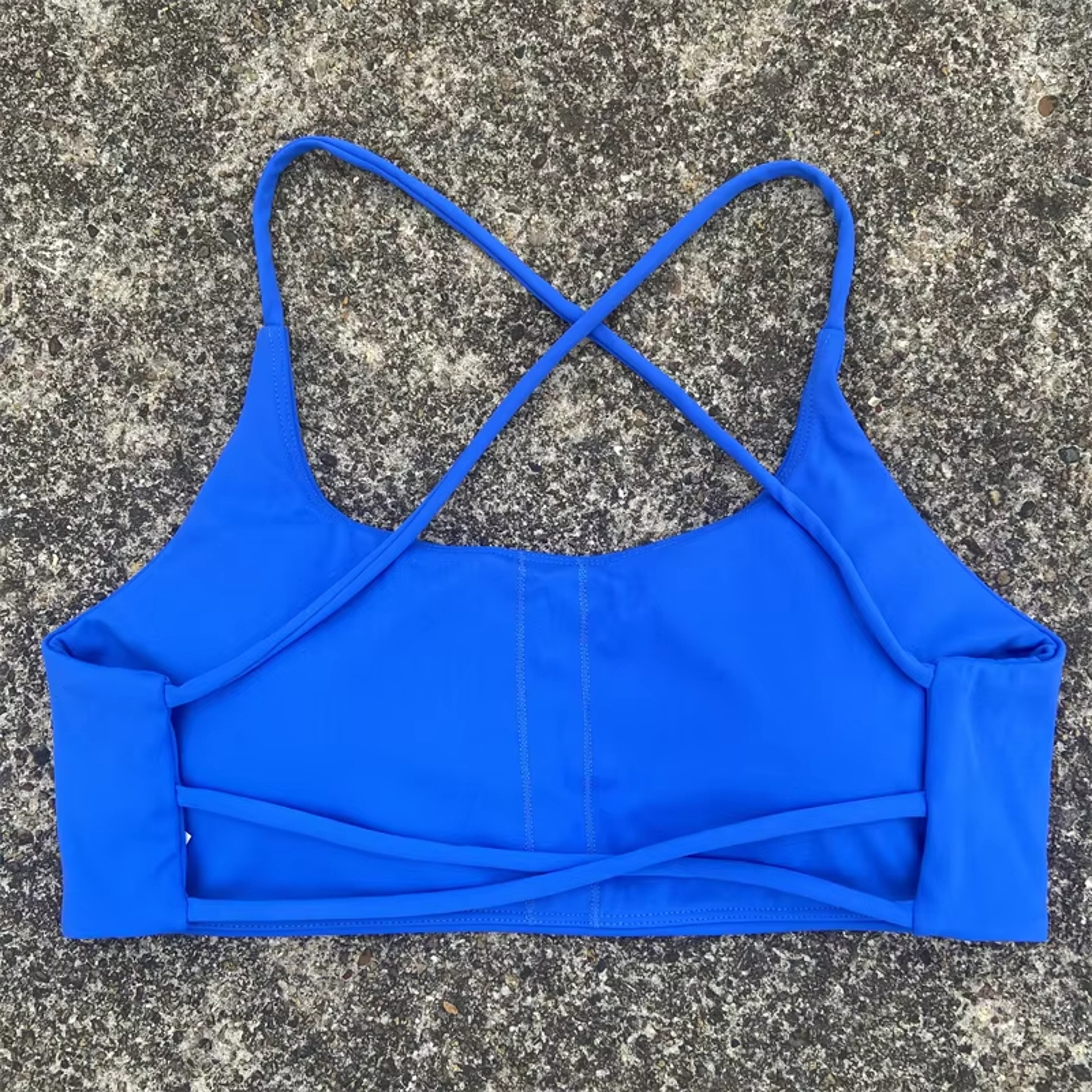 Sexy Soft Fitness Sport Bra, Spaghetti Strap Cross Back Women Top, Tight Gym Yoga Underwear Athletic Workout with Chest – view 7