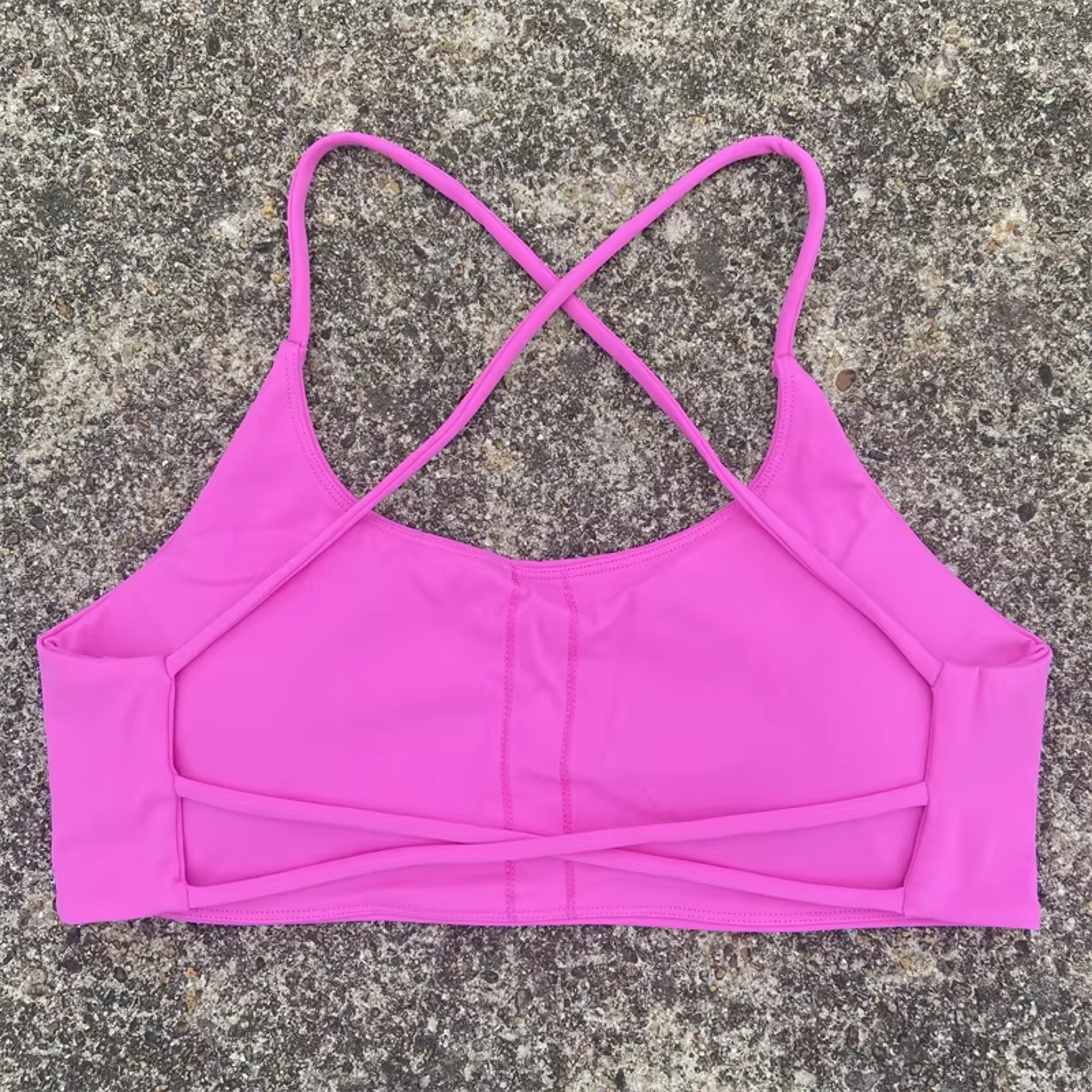 Sexy Soft Fitness Sport Bra, Spaghetti Strap Cross Back Women Top, Tight Gym Yoga Underwear Athletic Workout with Chest – view 9