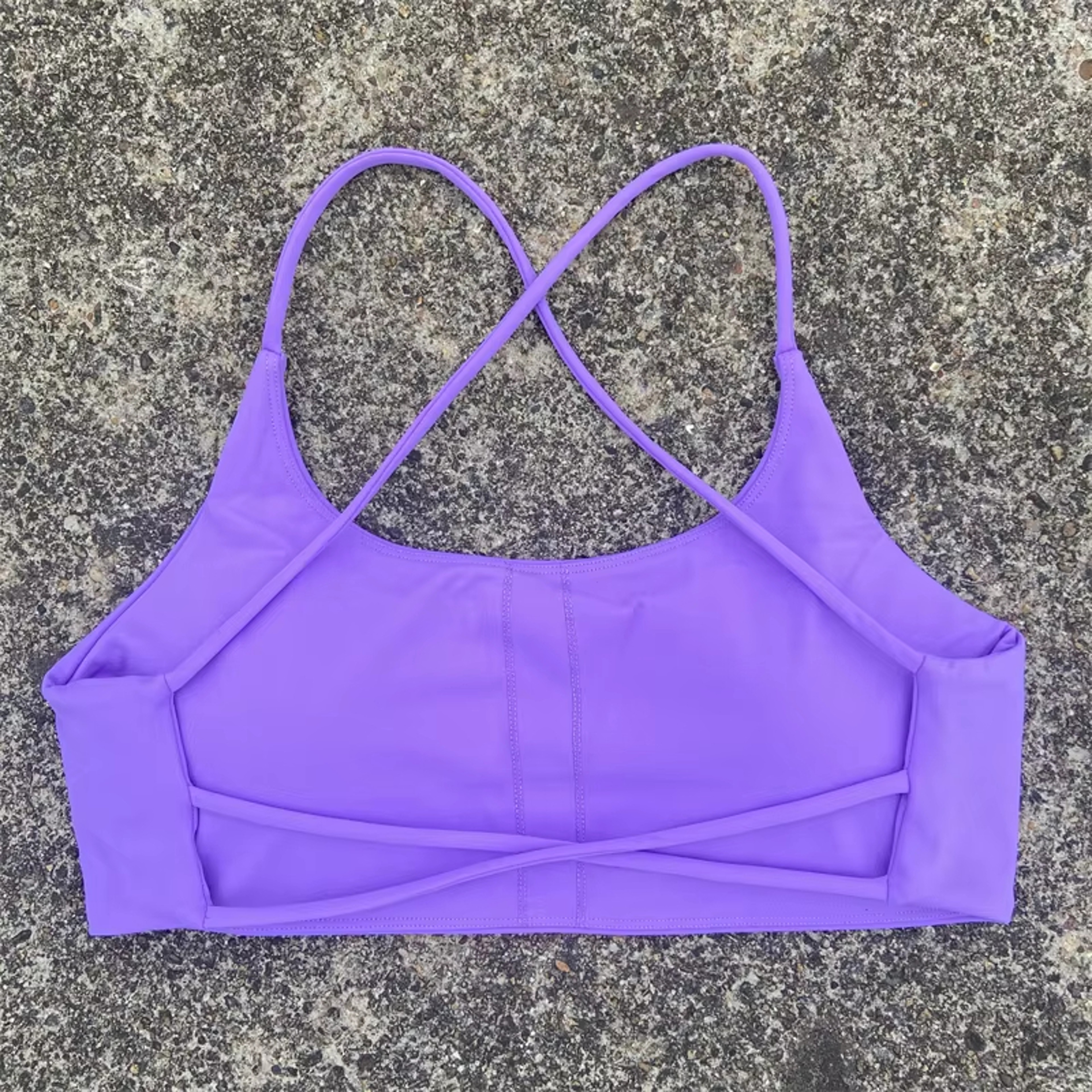 Sexy Soft Fitness Sport Bra, Spaghetti Strap Cross Back Women Top, Tight Gym Yoga Underwear Athletic Workout with Chest – view 11