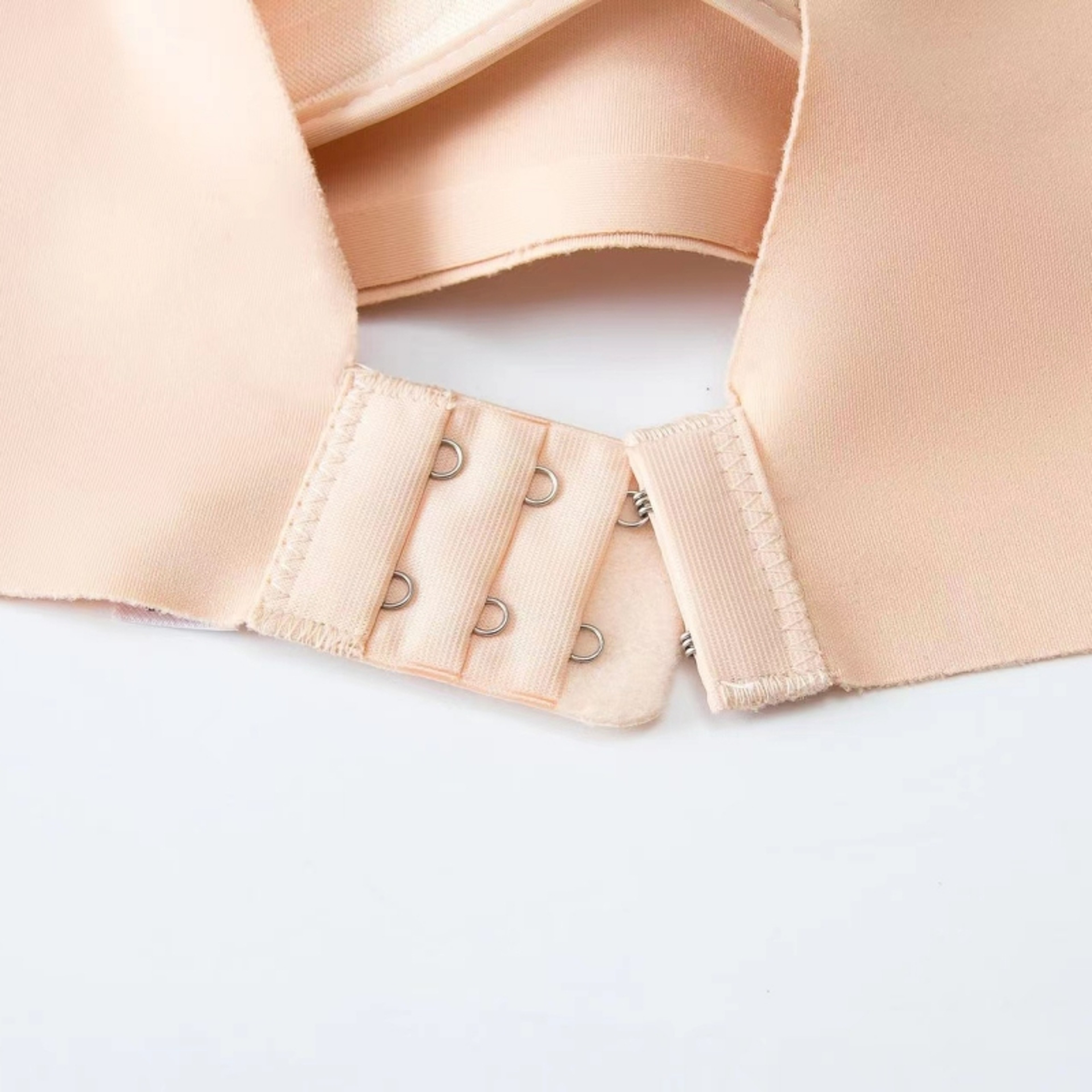 Seamless Bras For Women Nonwire Push Up Bra Glossy Underwear Without Steel Ring Cup Female Comfort  4