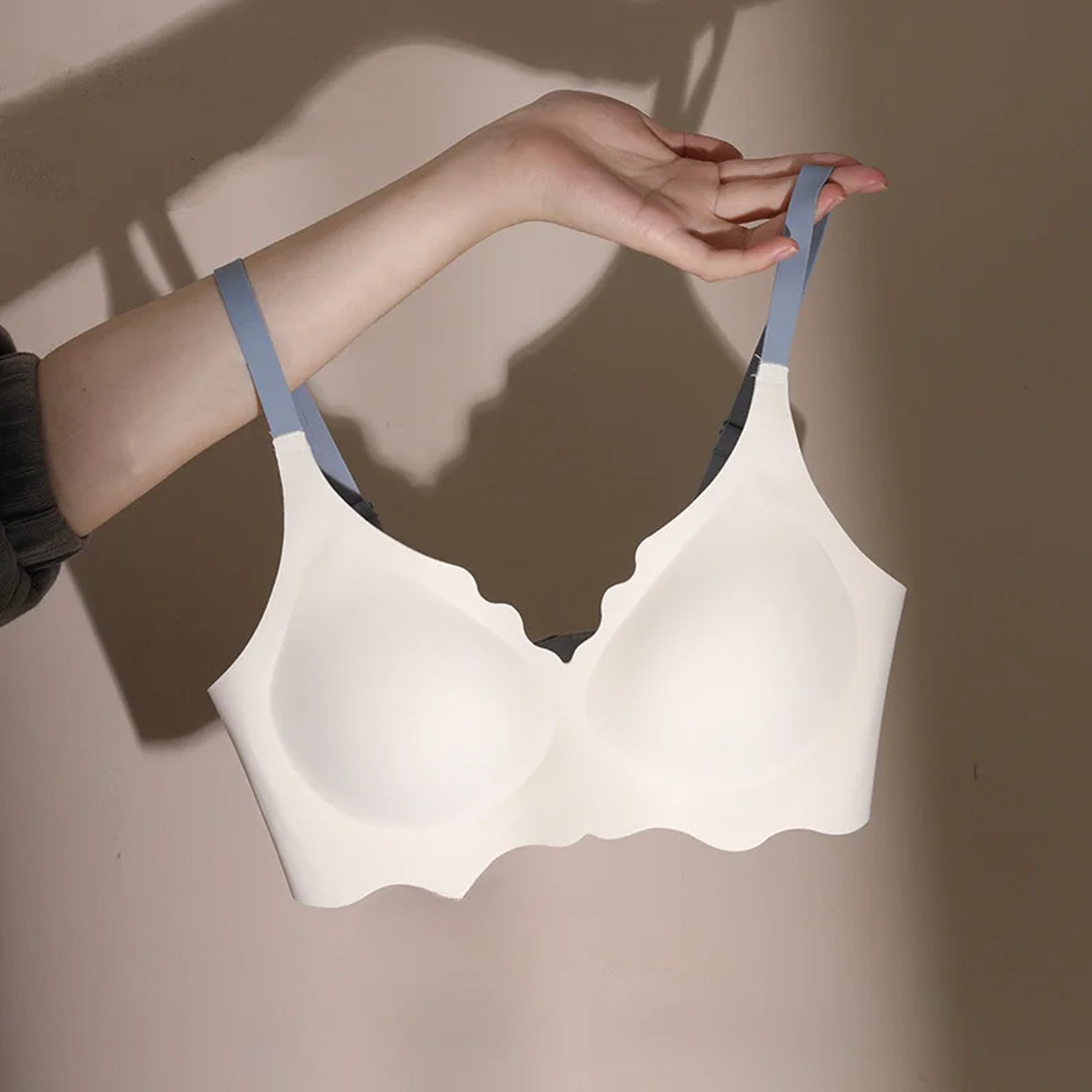 No Trace Top Women's Underwear, No Steel Ring, Comfortable Upper Support Sling, Adjustable Beauty Back Bra for Women – view 1