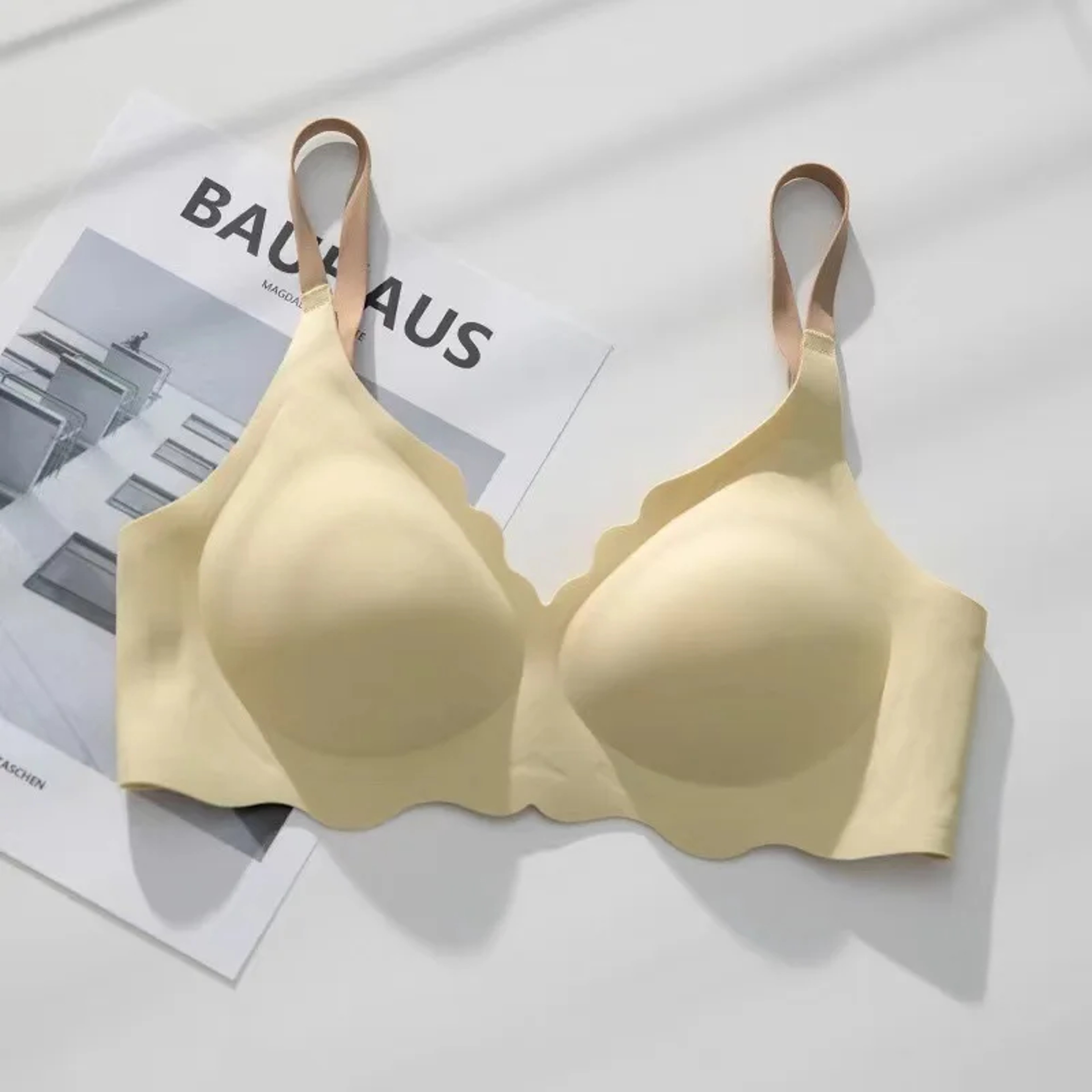No Trace Top Women's Underwear, No Steel Ring, Comfortable Upper Support Sling, Adjustable Beauty Back Bra for Women – view 14