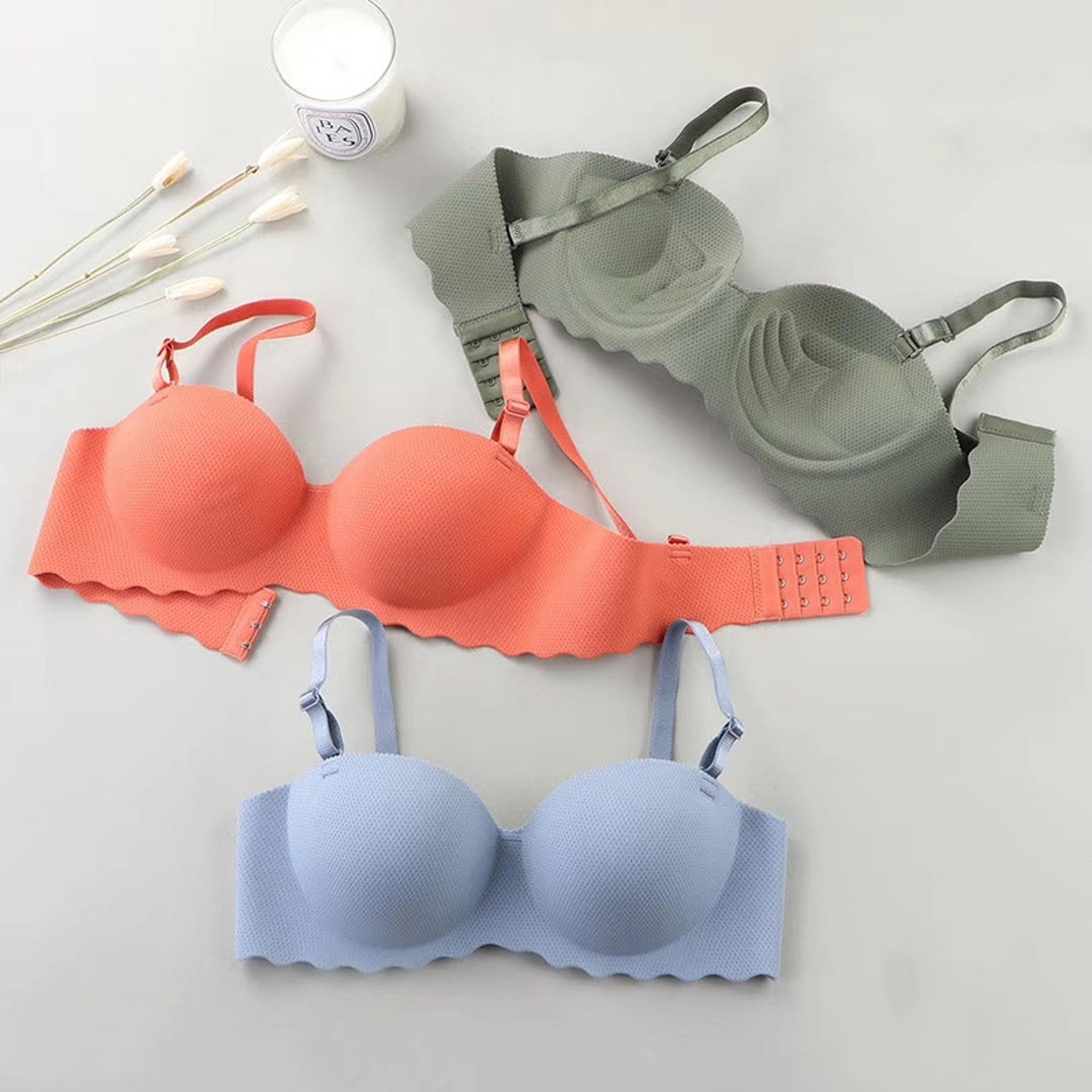 Thin Onepiece Seamless Womens Bra Detachable Shoulder Strap Gathered Bralette Comfortable Sleep Bra 0