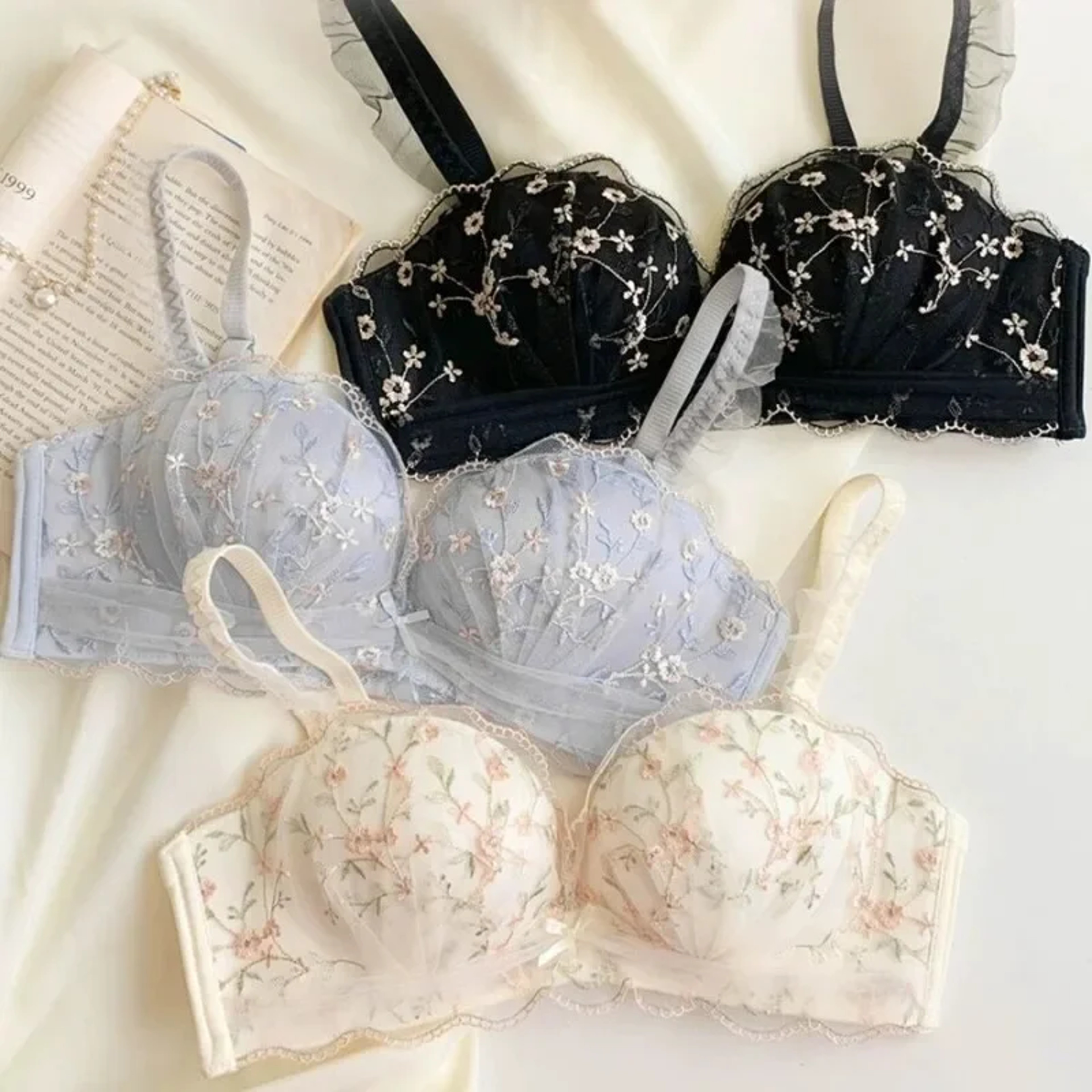Small Breasts Gathered Women's Underwear, Flat Chest Collection, Side Breast Anti-sagging, No Steel Ring, Embossed Women – view 4