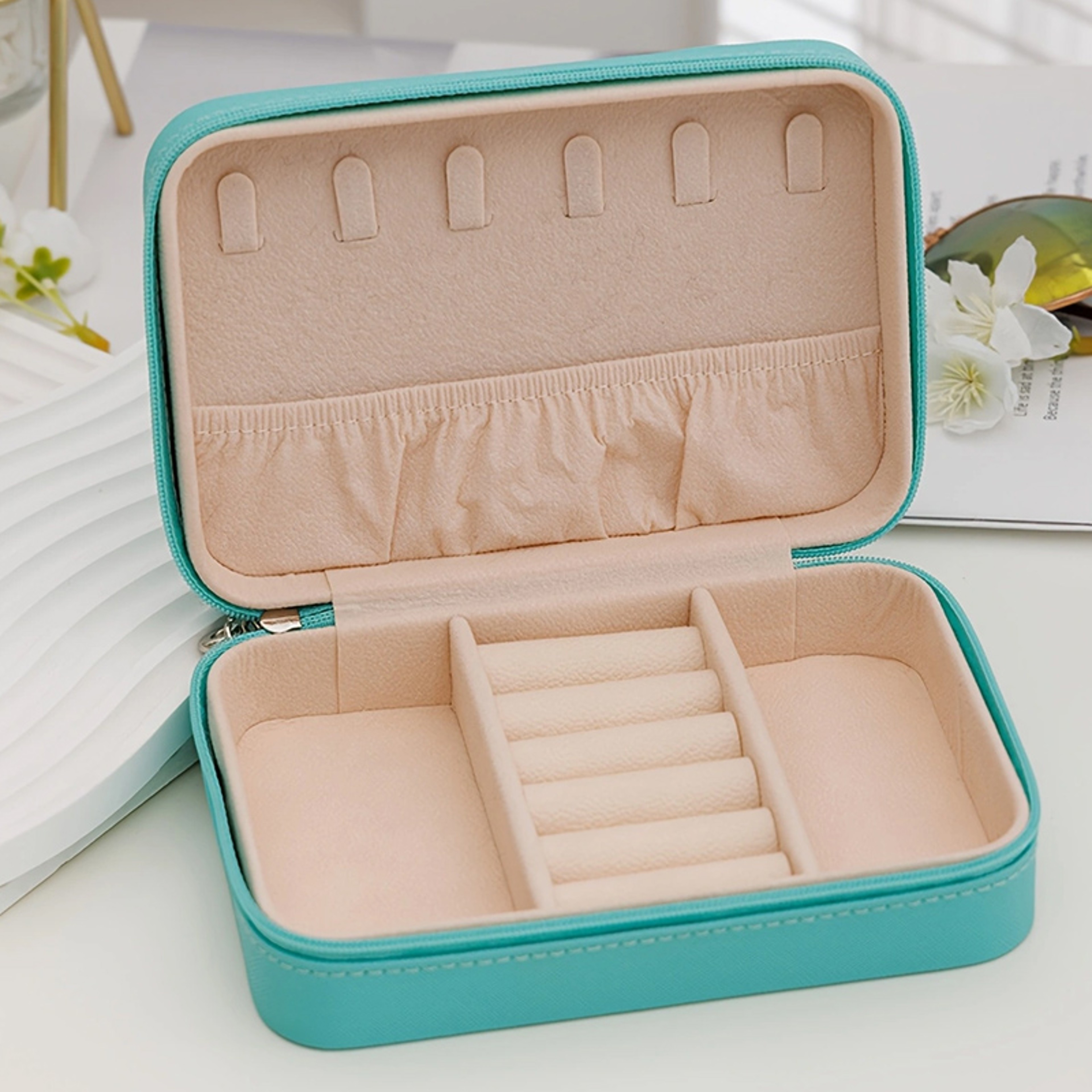 Heart Shaped Jewelry Box, Portable Zipper Jewelry Organizer, Exquisite Travel Ring & Necklace Box, Perfect Valentine Day – view 10