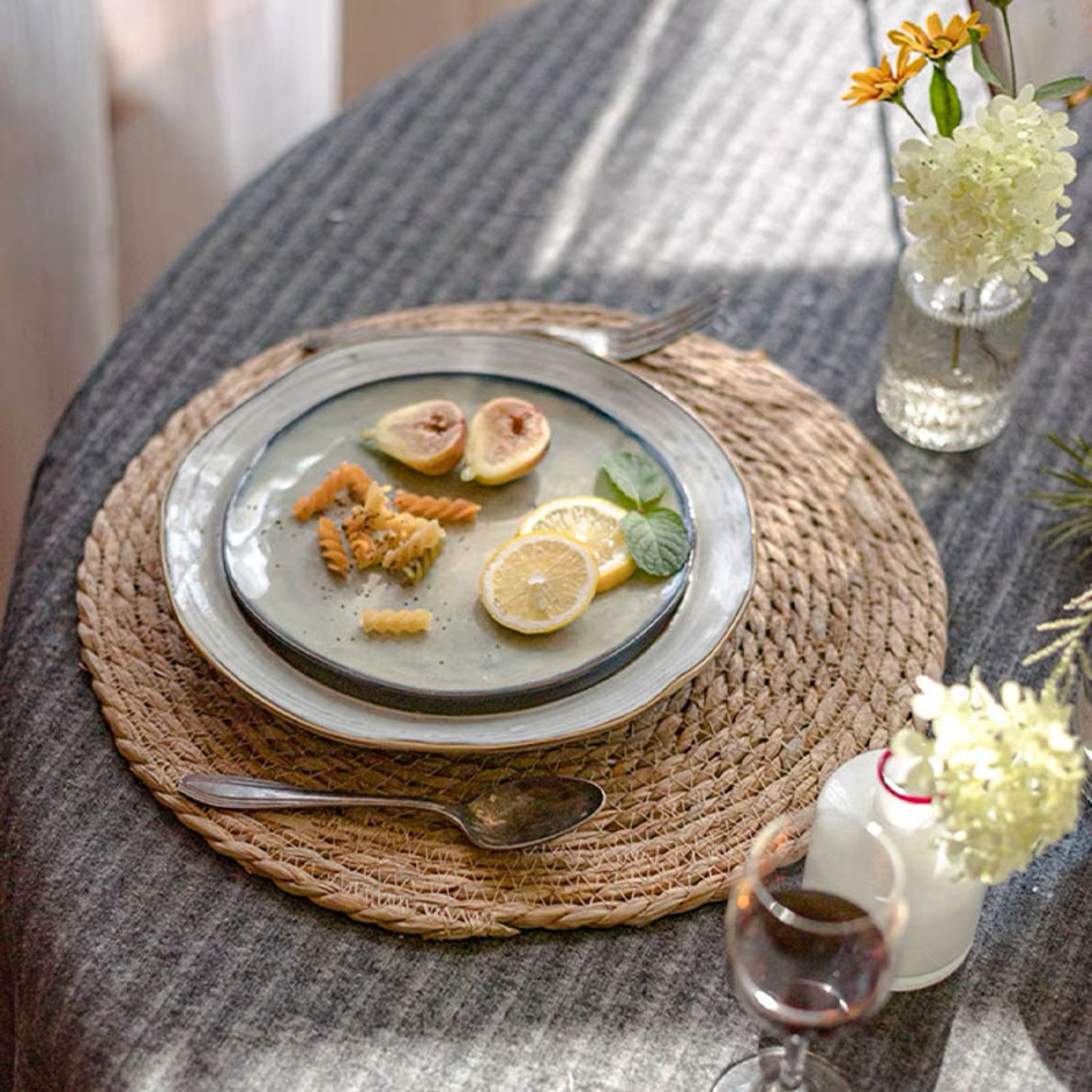 Handwoven Rattan Pot Mats Round Heat Insulation Placemats Natural Woven Table Mats For Dining Home  4
